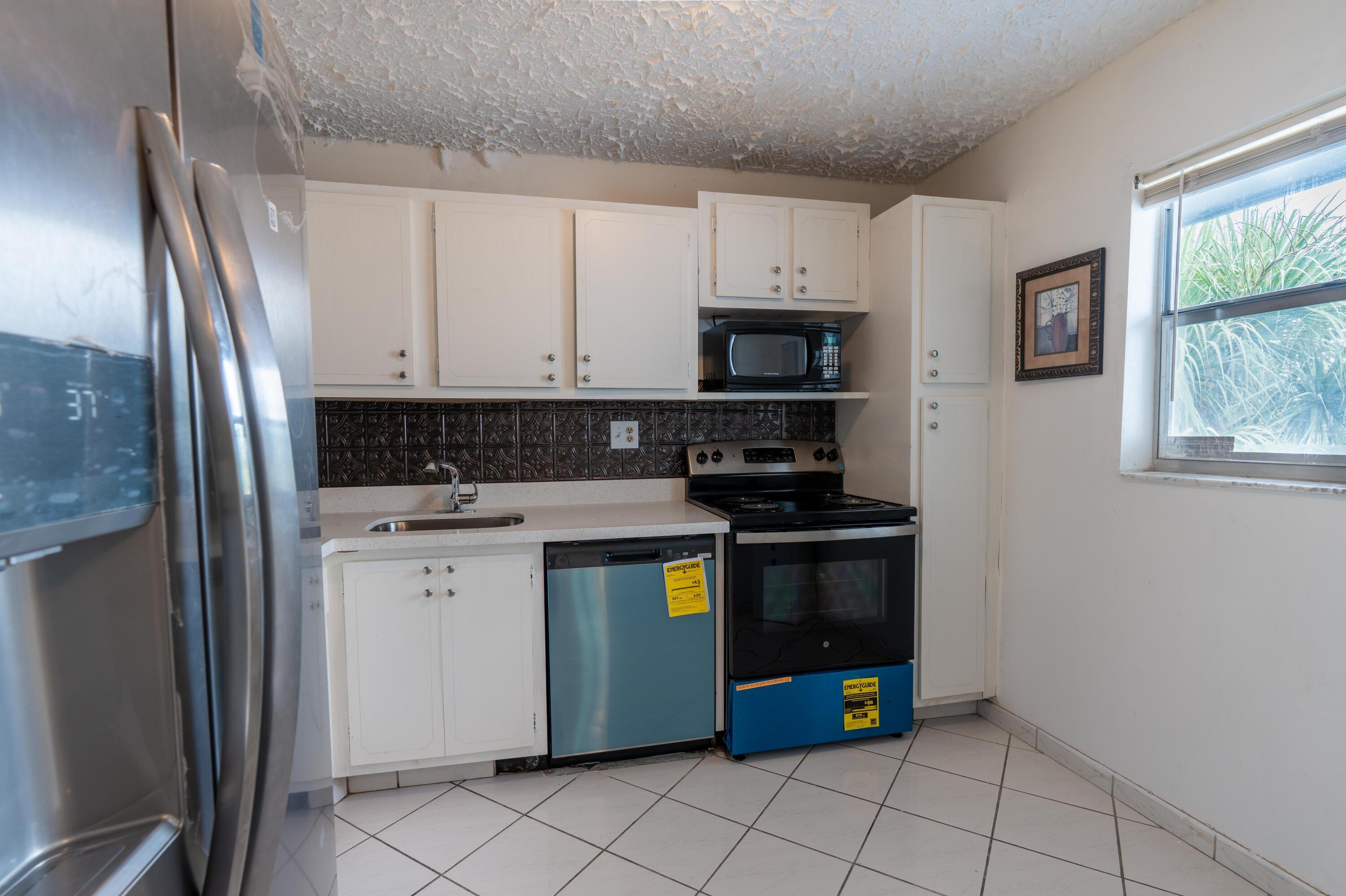 8360 Sands Point Boulevard G306 Property Photo 5