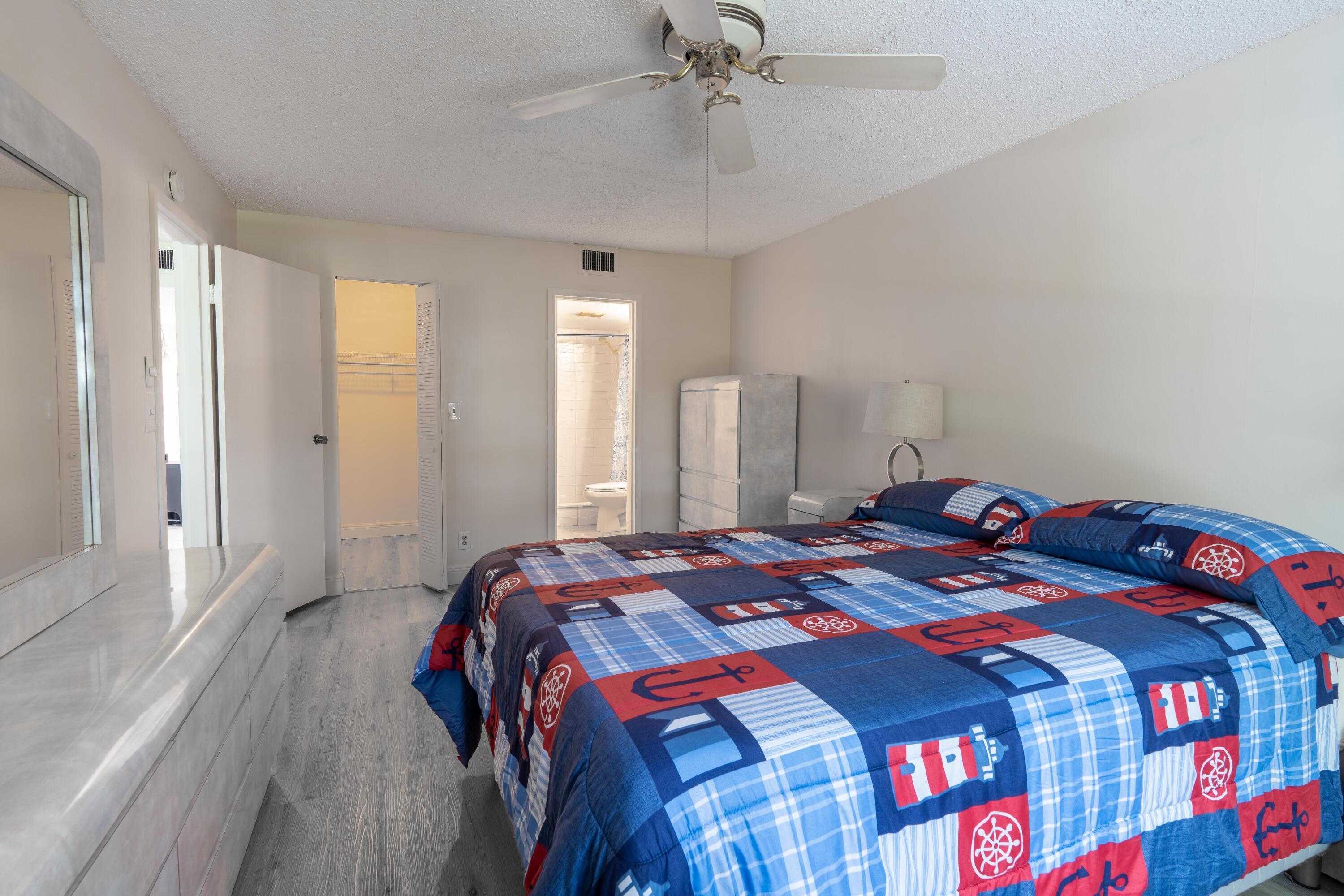 8360 Sands Point Boulevard G306 Property Photo 11