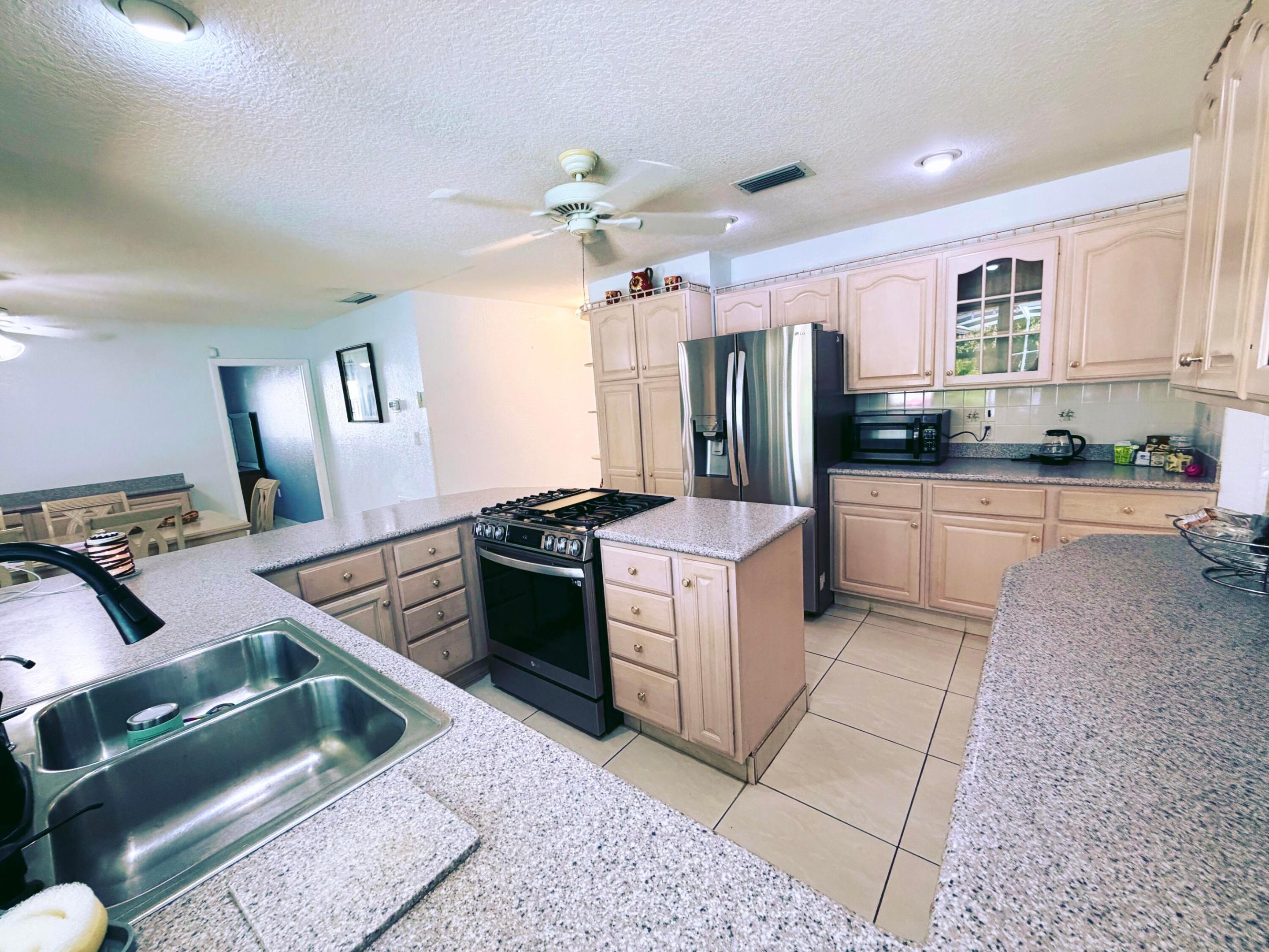11441 Nw 29th Manor Property Photo 37