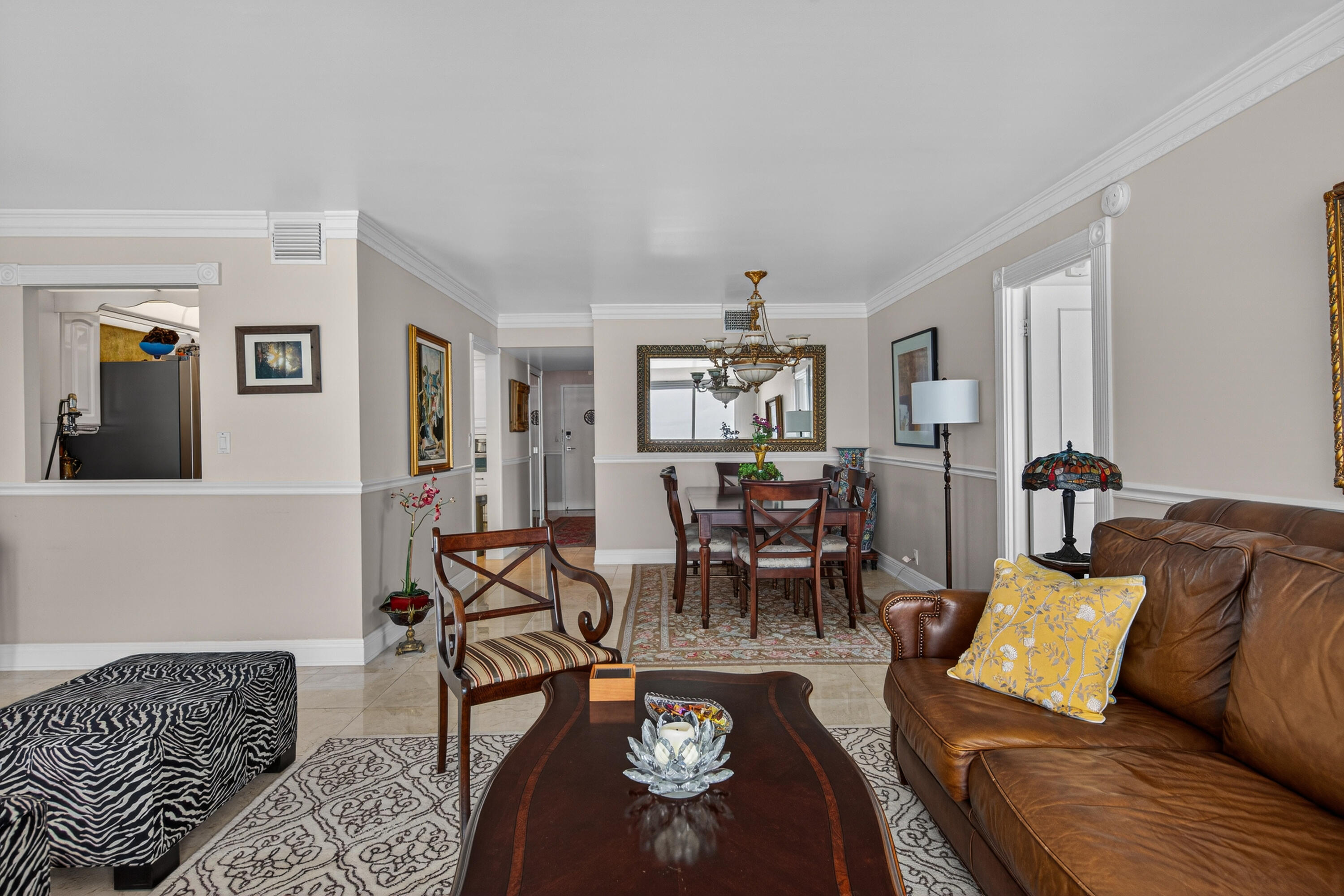 531 N Ocean Boulevard 1811 Property Photo 17