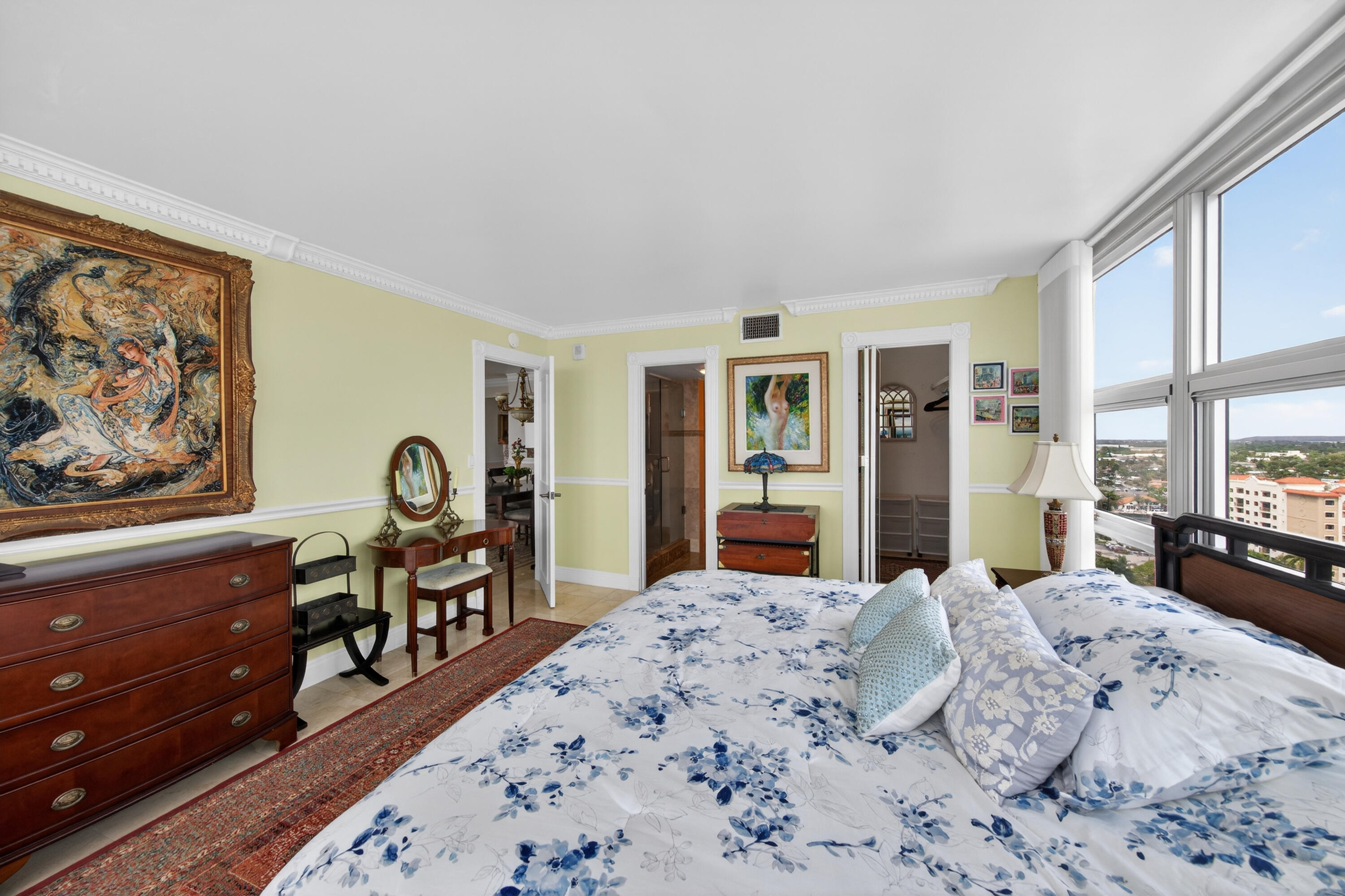 531 N Ocean Boulevard 1811 Property Photo 26