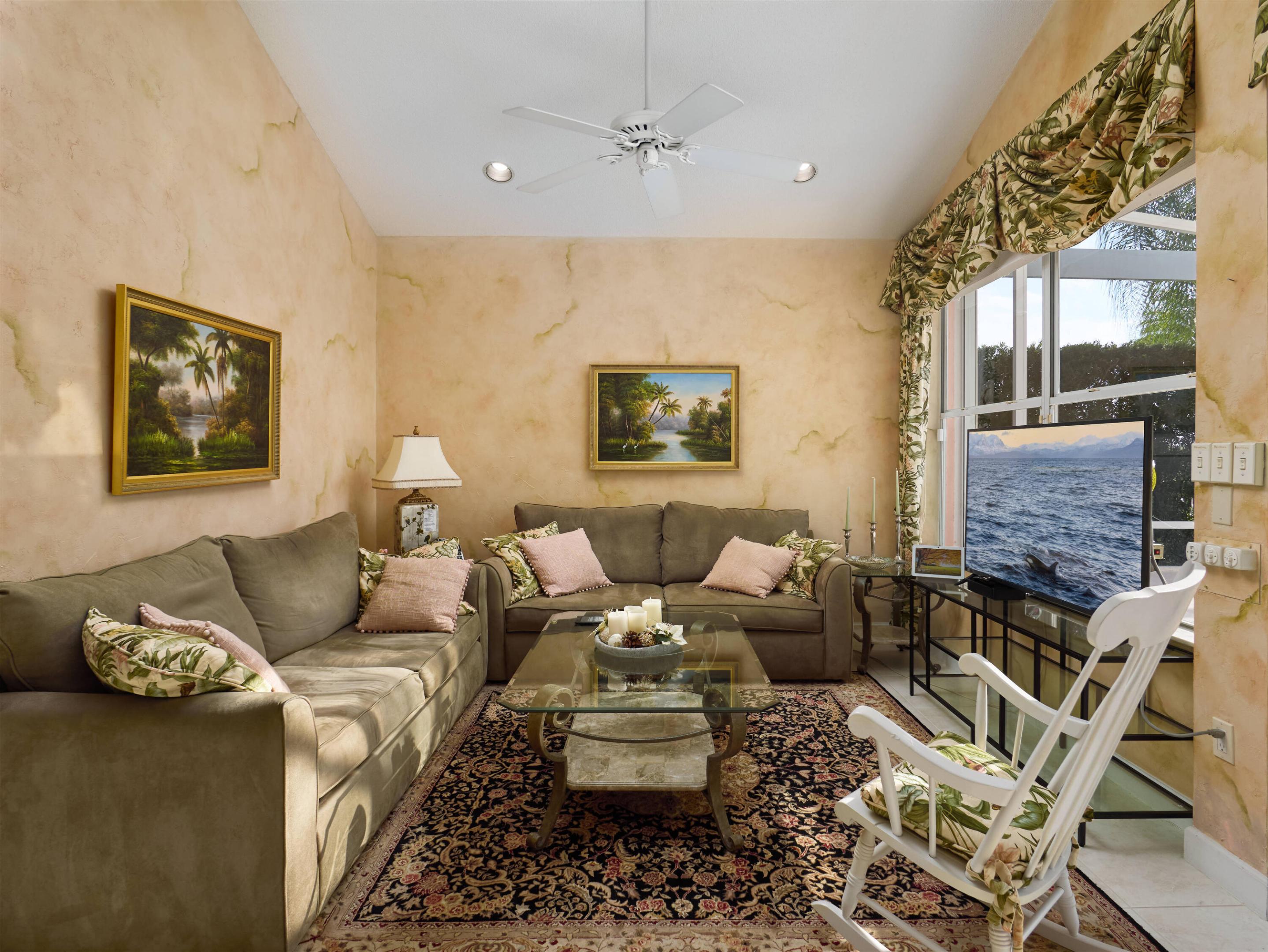 70 Cayman Place Property Photo 8