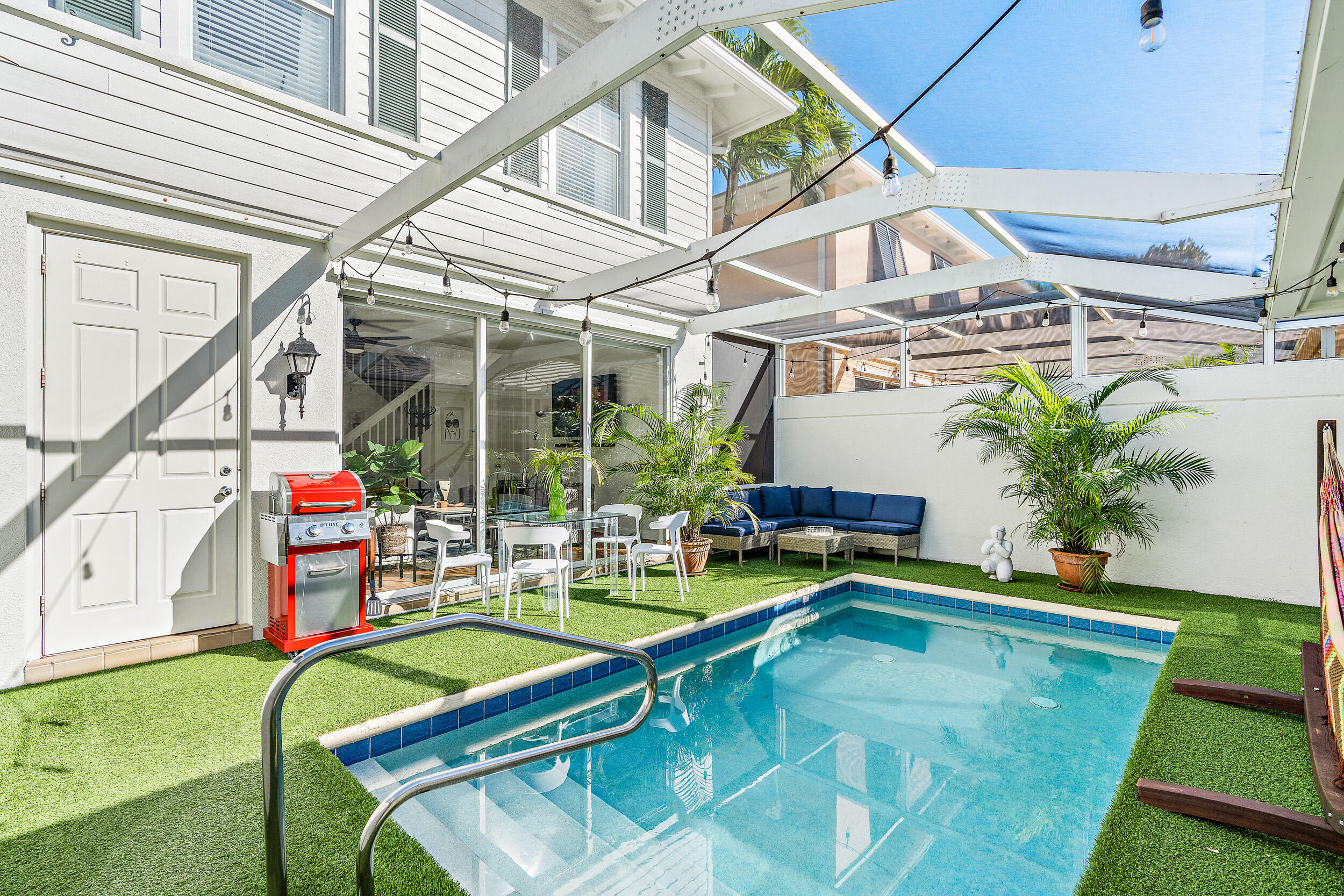 116 Caravelle Drive Property Photo 3
