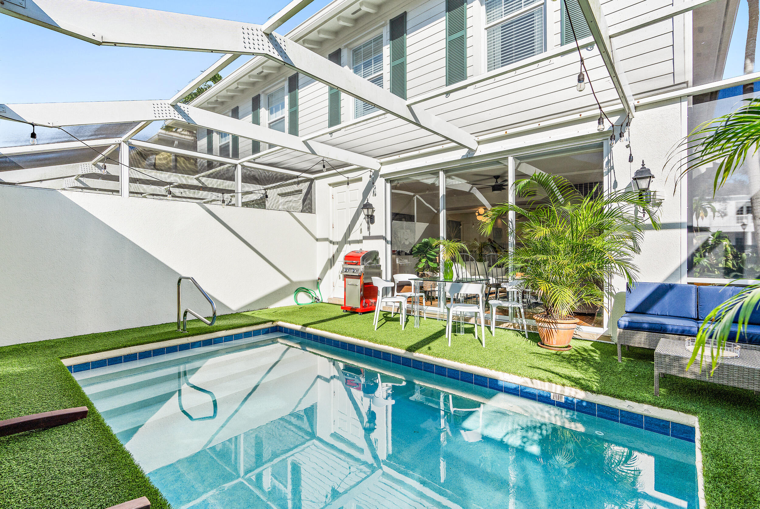 116 Caravelle Drive Property Photo 4