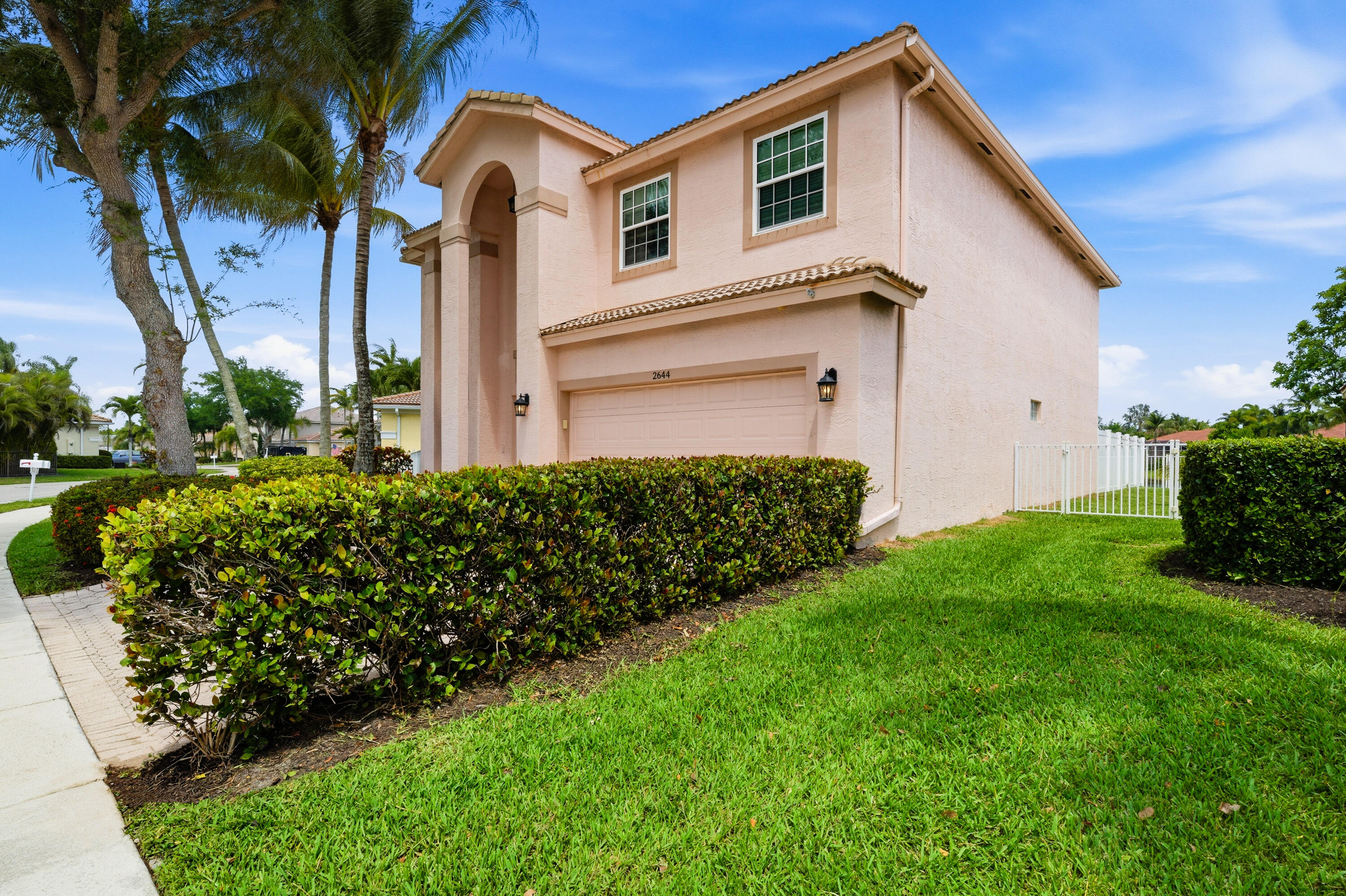 2644 San Andros Property Photo 5