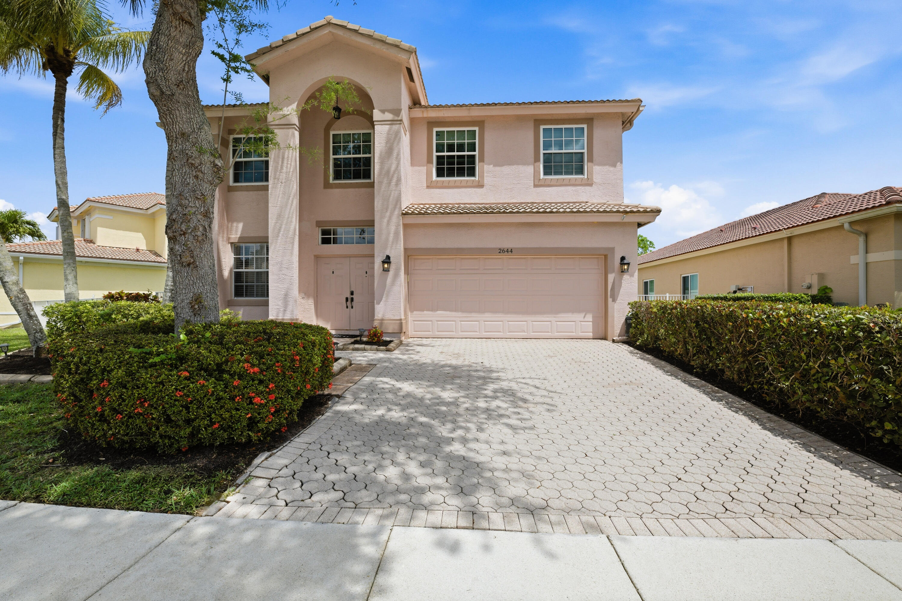 2644 San Andros Property Photo 6