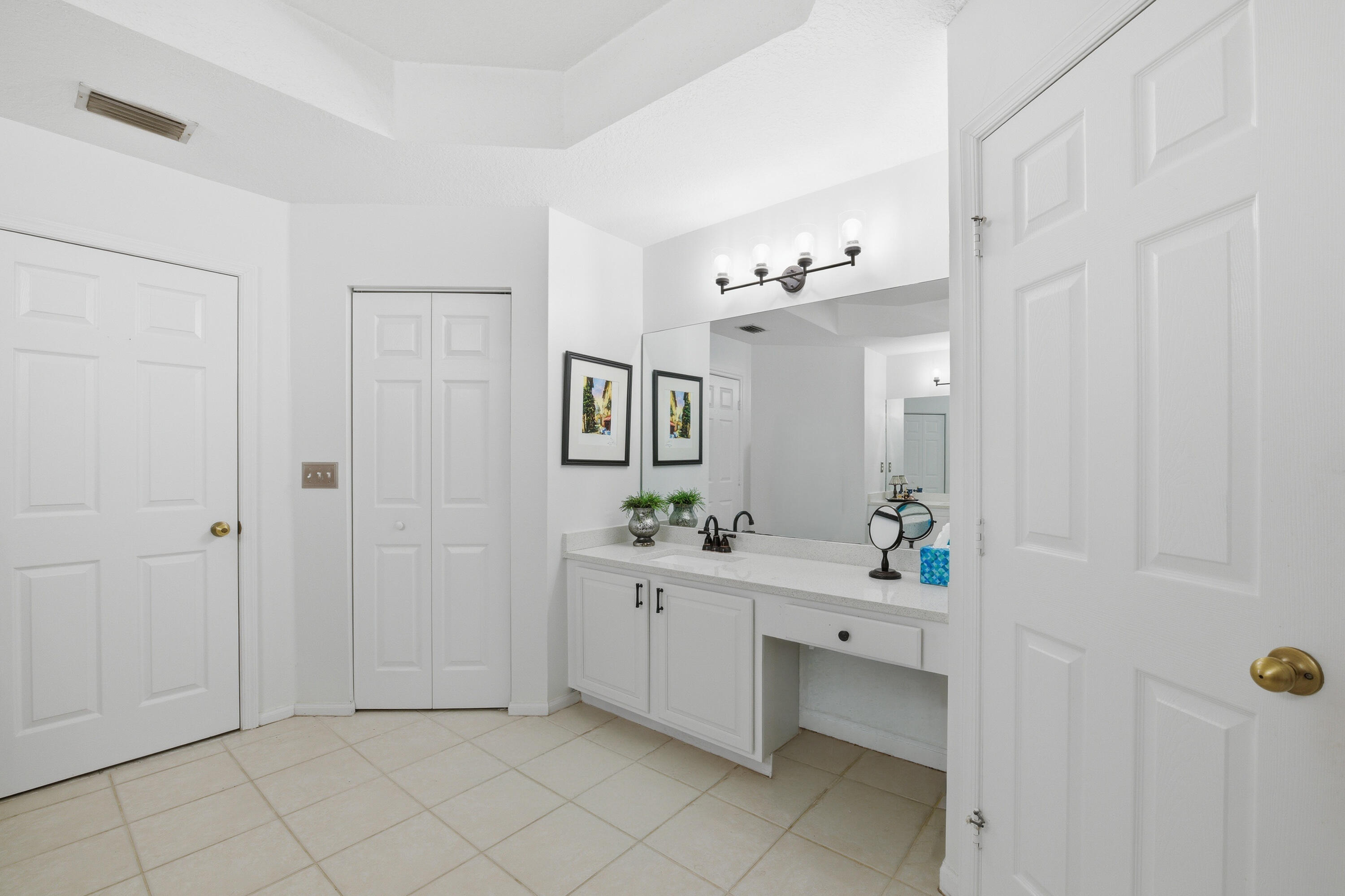 2644 San Andros Property Photo 32