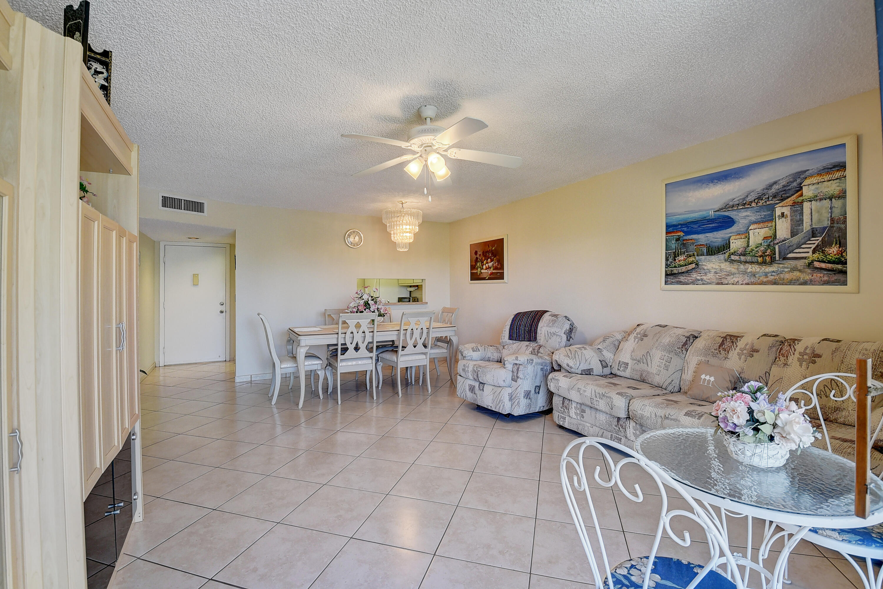 5370 Las Verdes Circle 324 Property Photo 11
