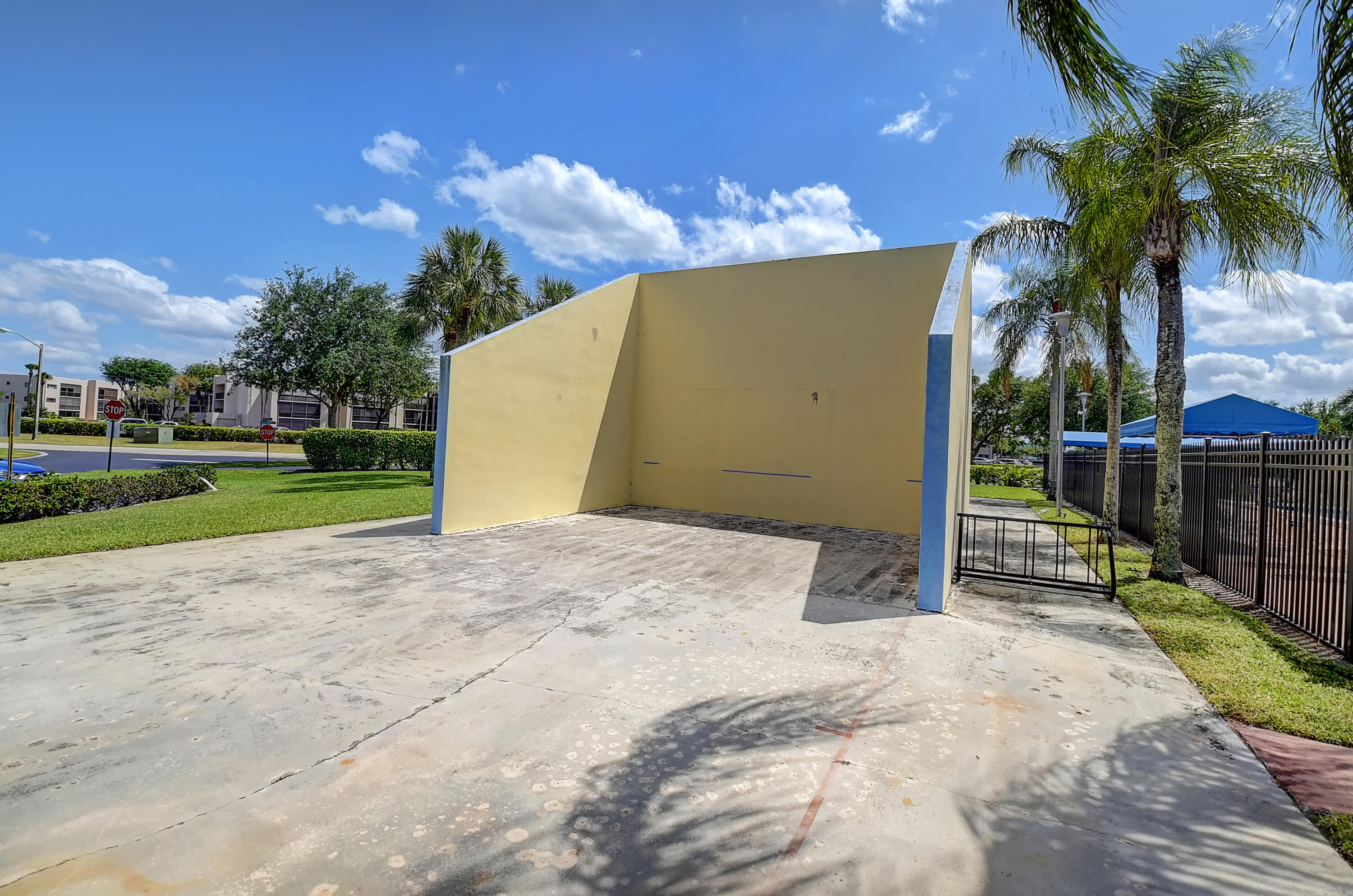 5370 Las Verdes Circle 324 Property Photo 44