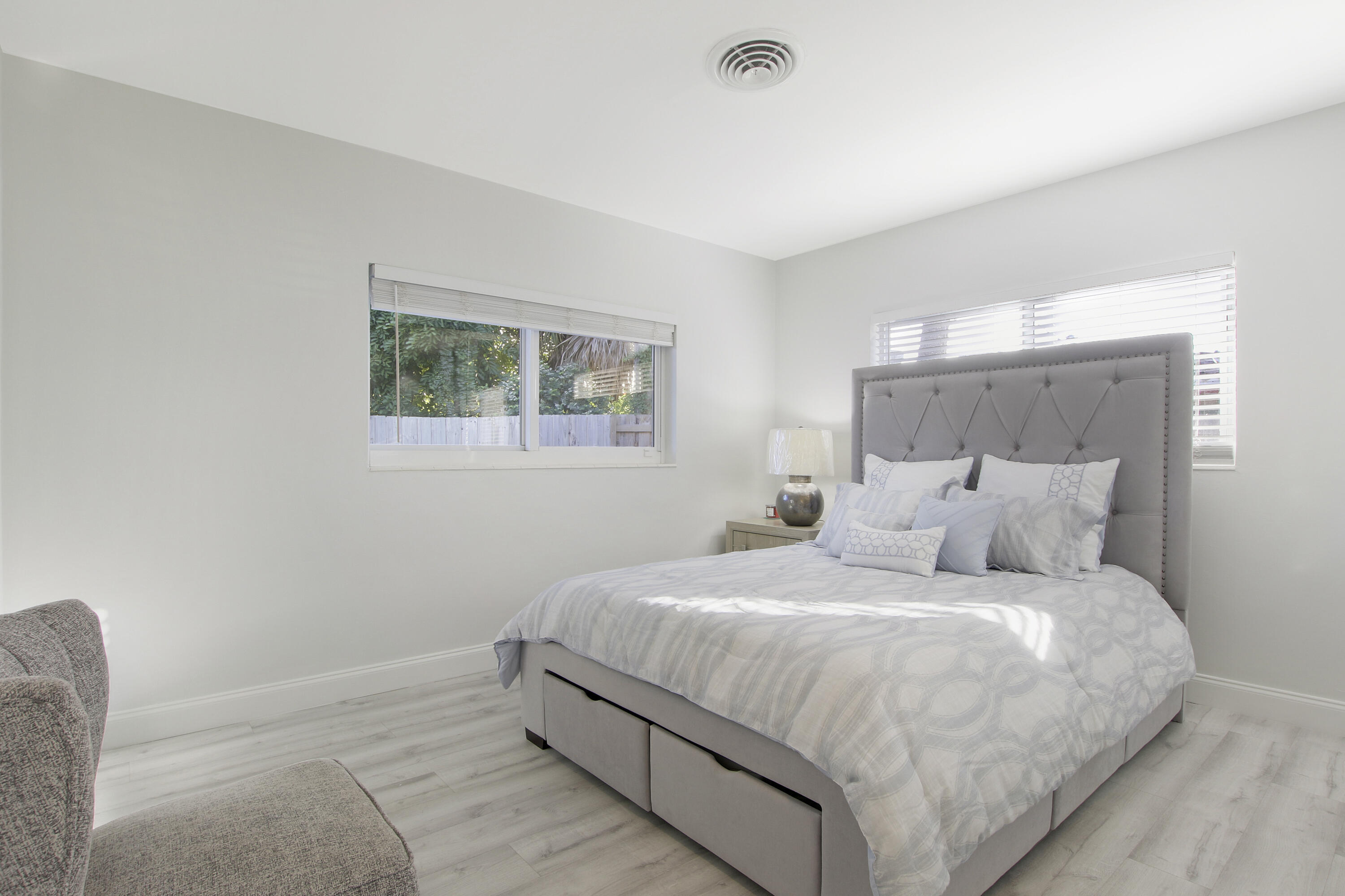 466 Tequesta Drive Property Photo 8