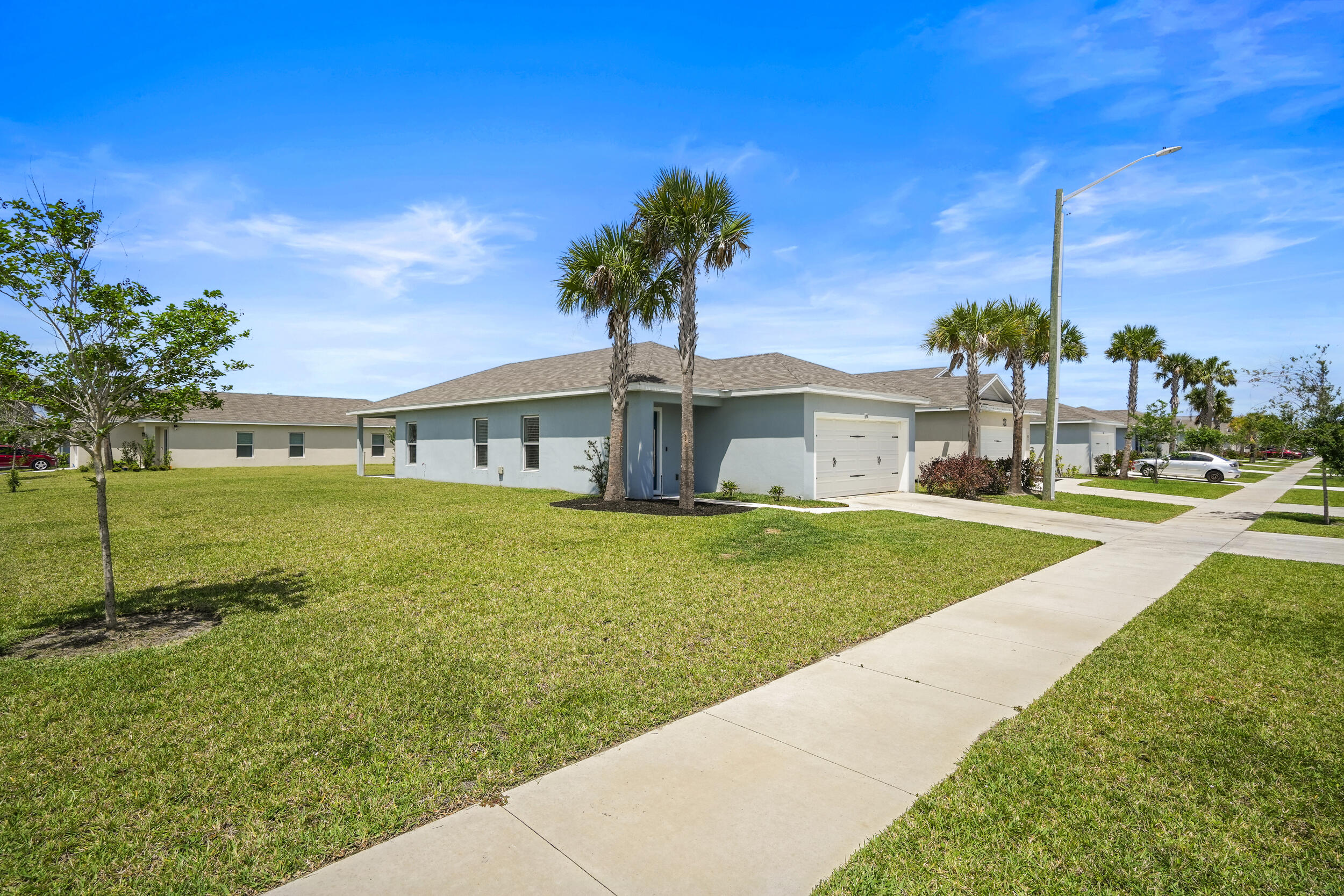 521 Cherimoya Street Property Photo 7