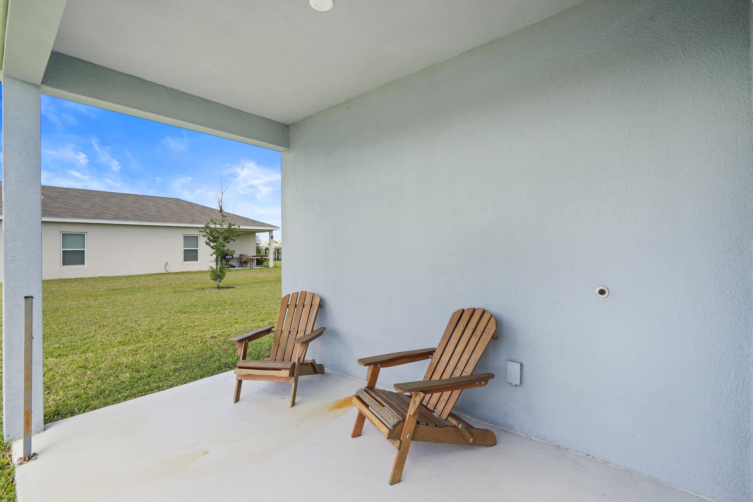 521 Cherimoya Street Property Photo 35