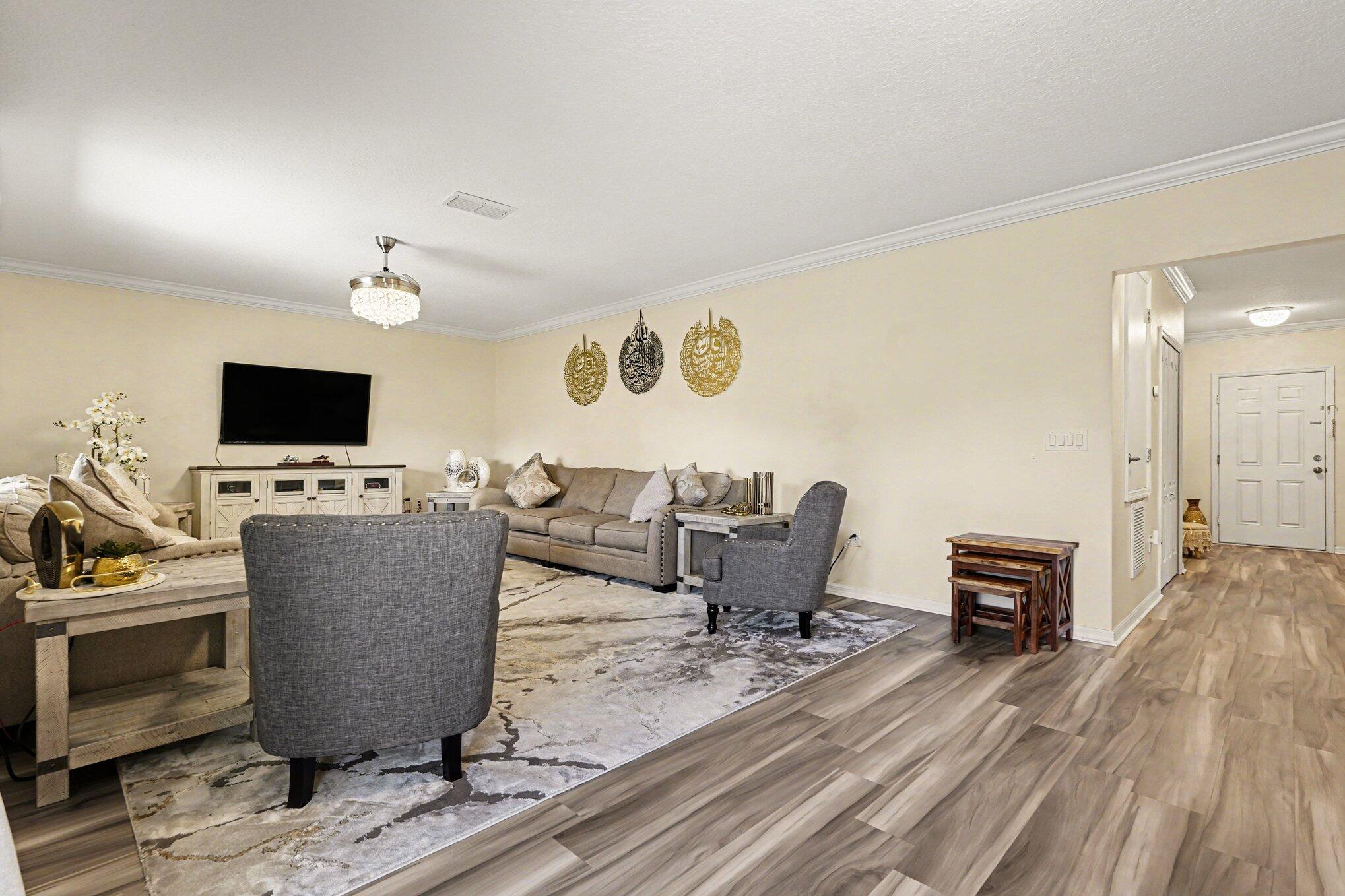 1688 Attilburgh Boulevard Property Photo 3