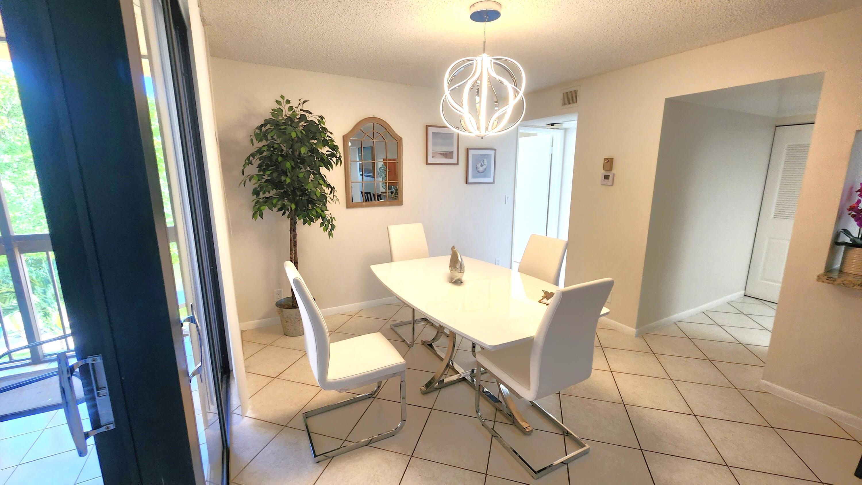 750 Egret Circle 6404 Property Photo 9
