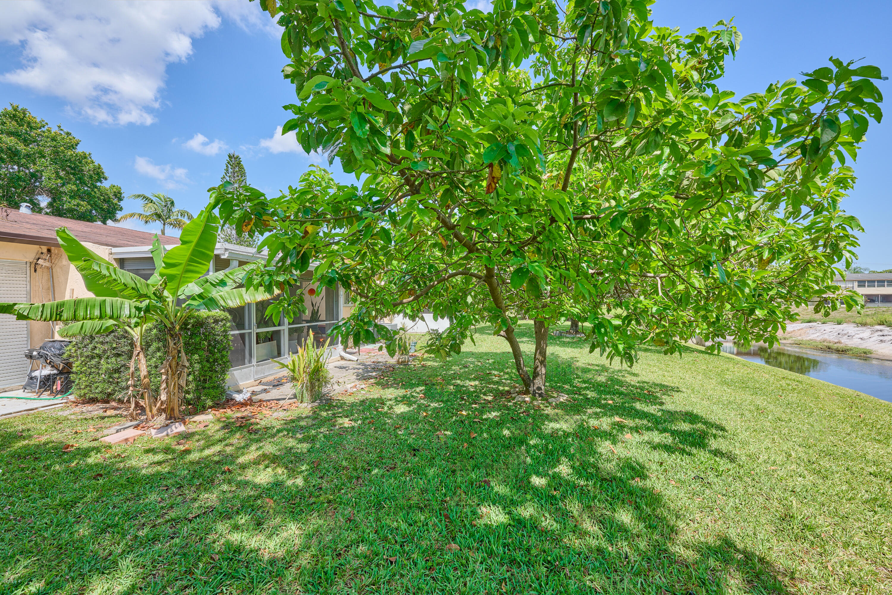 7708 Margate Boulevard 10-3 Property Photo 4