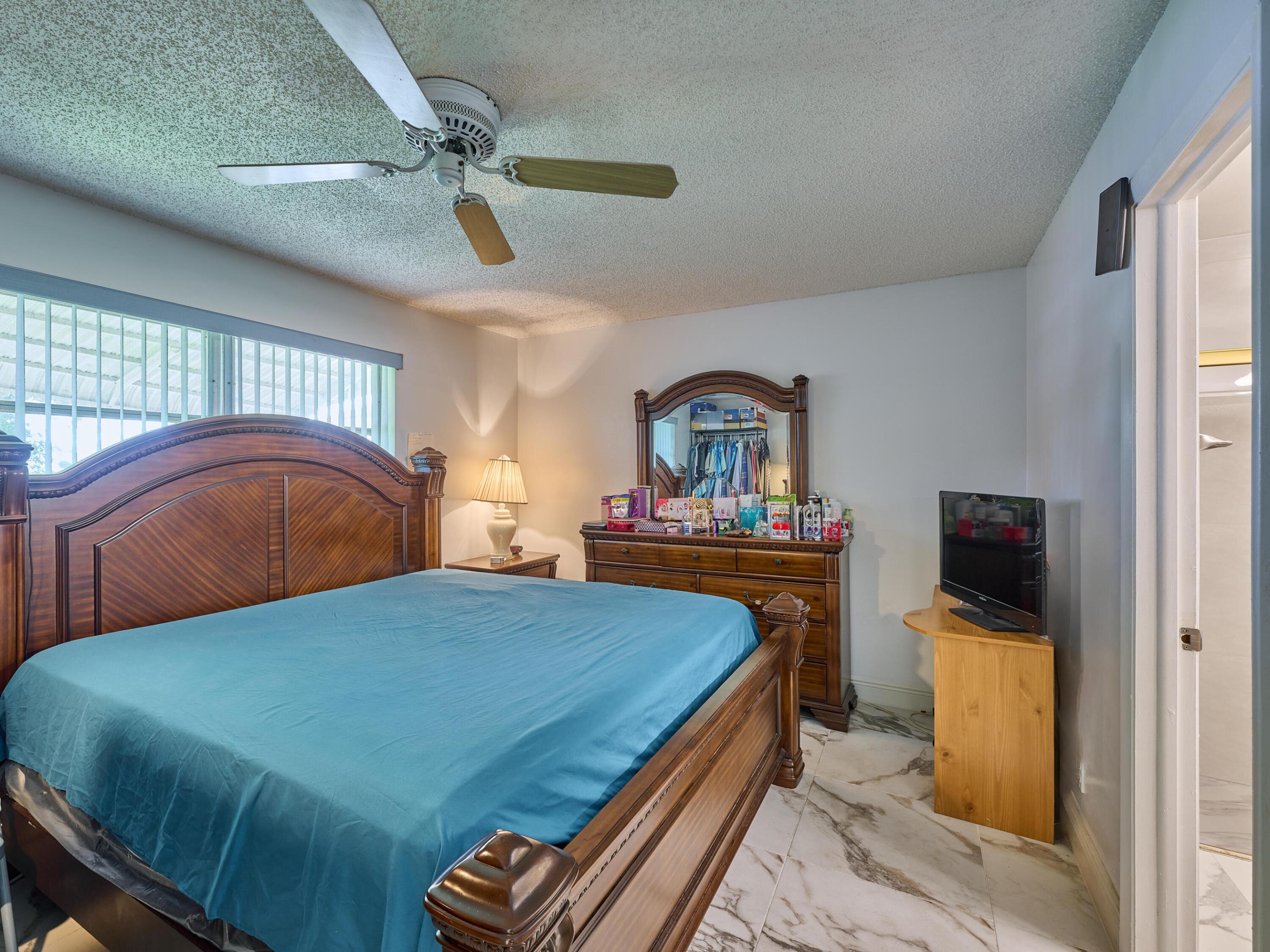 7708 Margate Boulevard 10-3 Property Photo 25