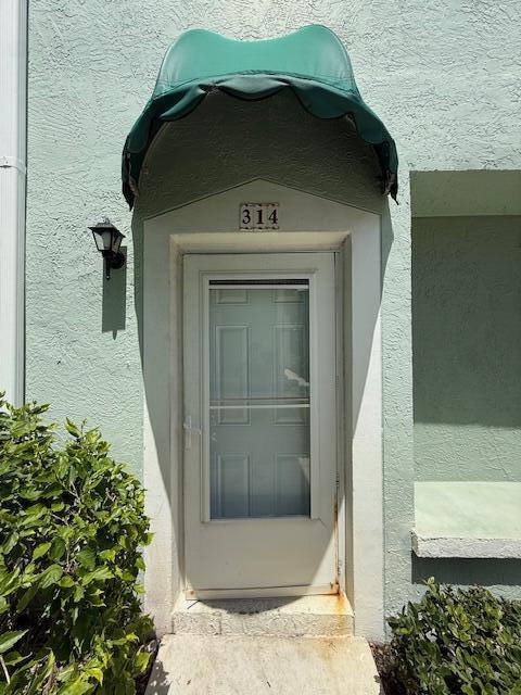 314 Waterside Drive Property Photo 2