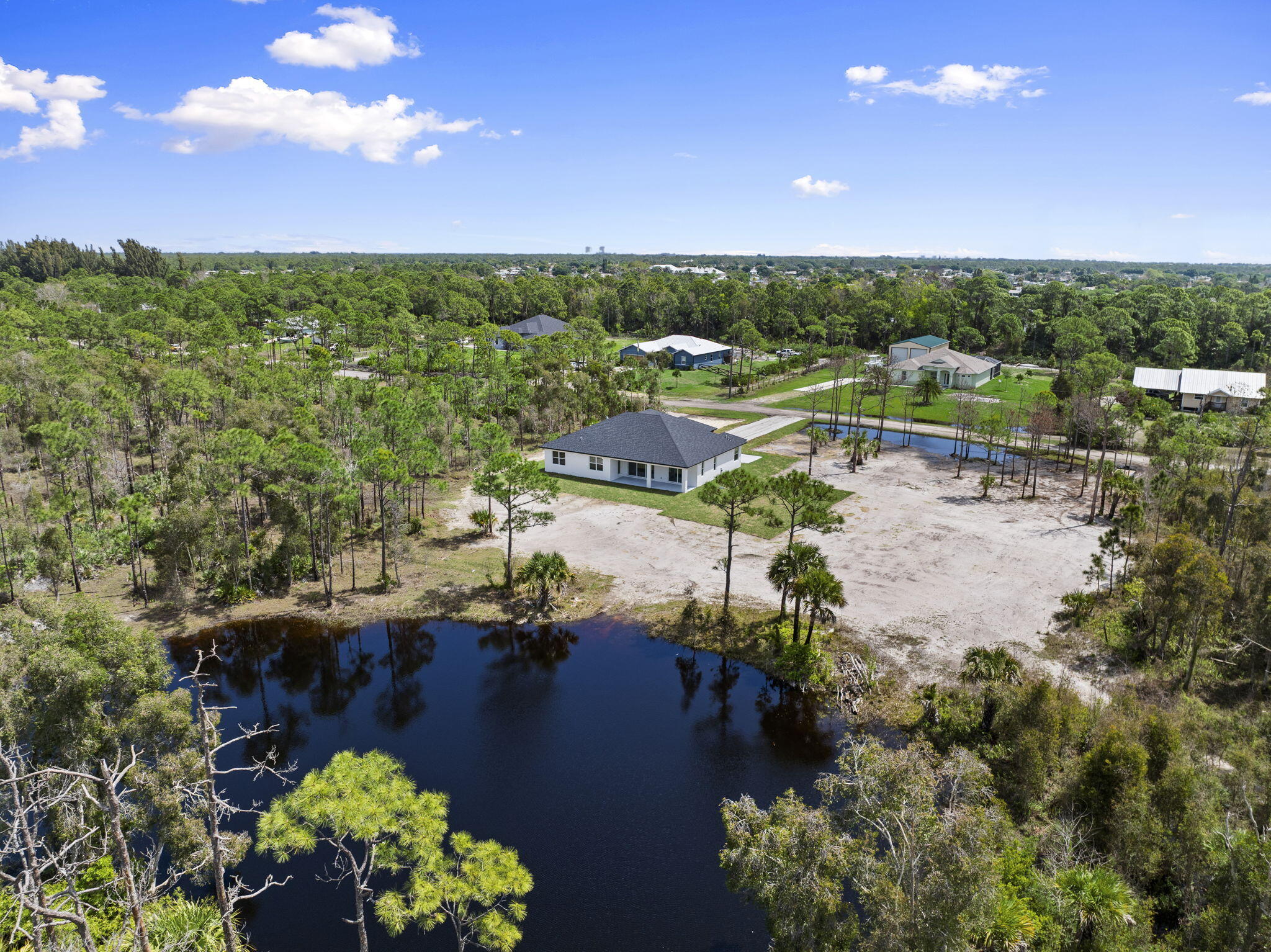 2565 Dyer Road Property Photo 14