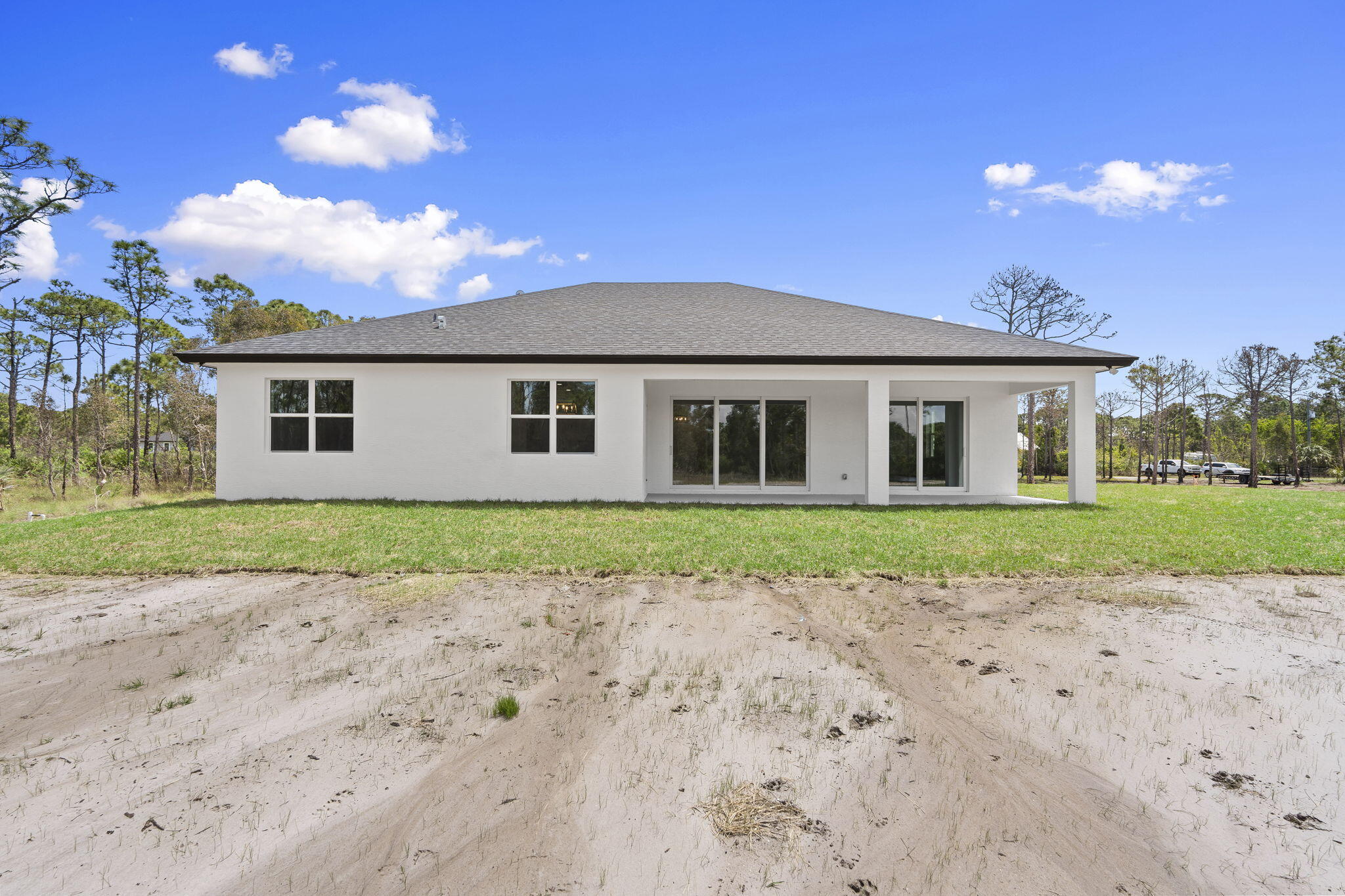 2565 Dyer Road Property Photo 16