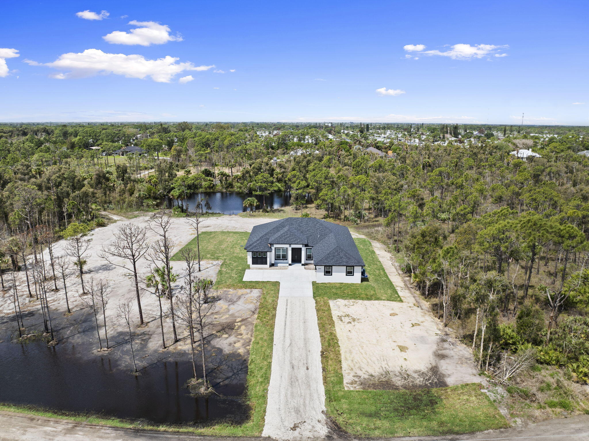 2565 Dyer Road Property Photo 19
