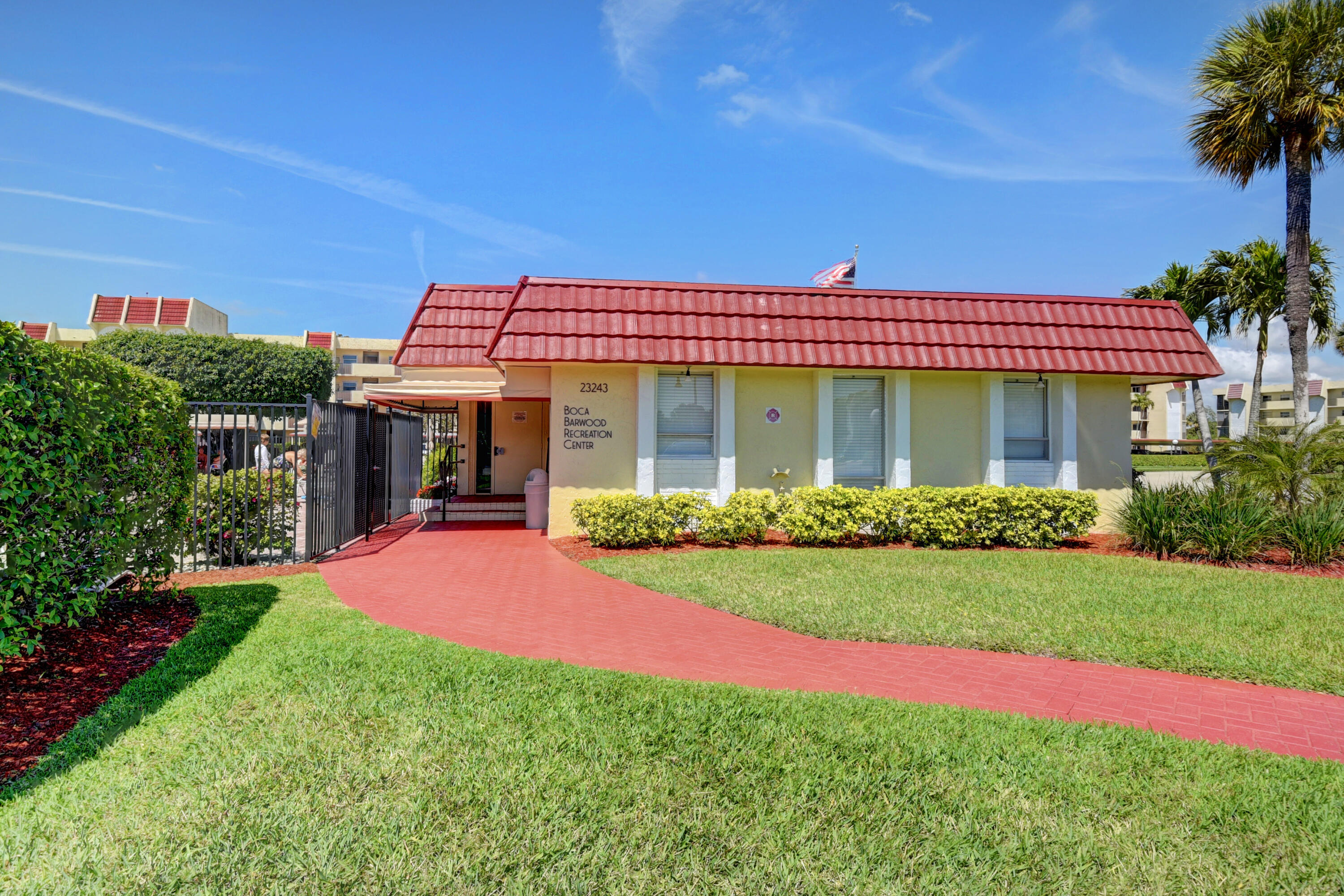 23277 Barwood Lane N 109 Property Photo 47