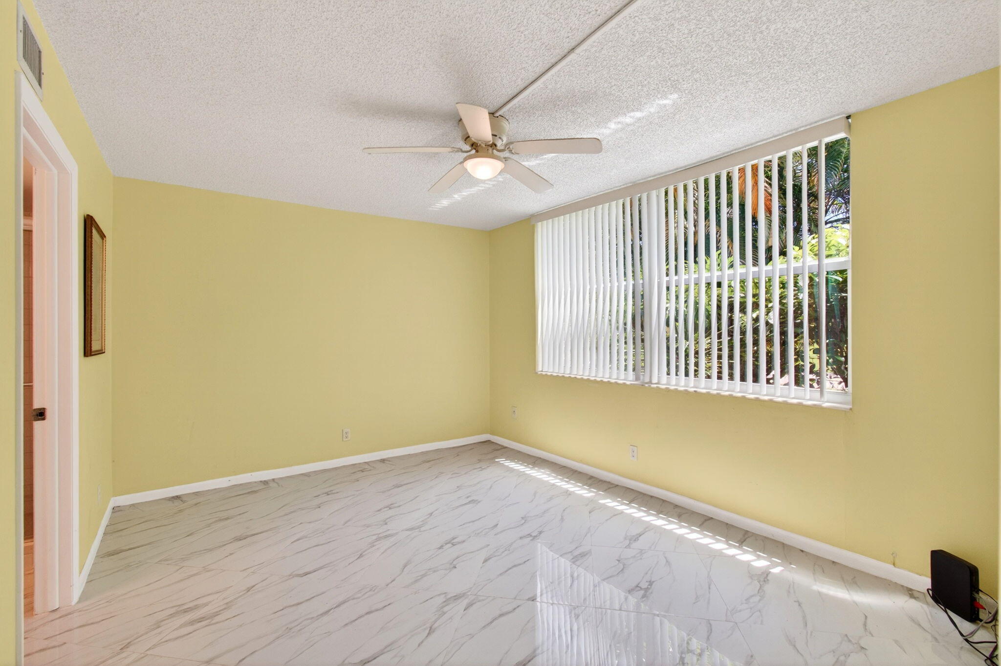 18 Willowbrook Lane 103 Property Photo 28
