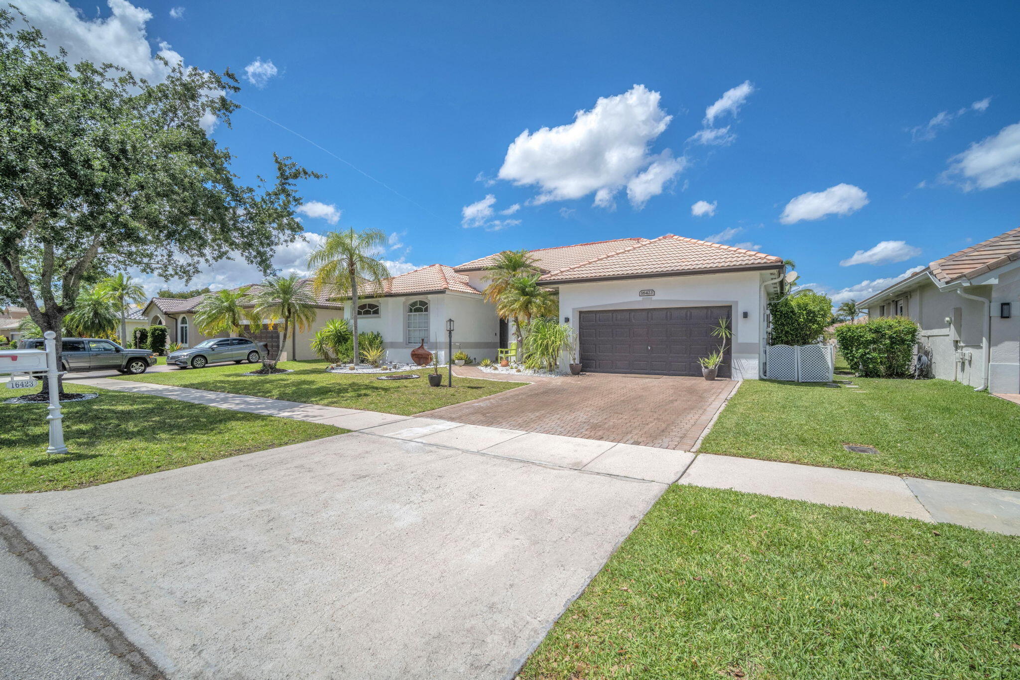 16423 Segovia Circle S Property Photo 3