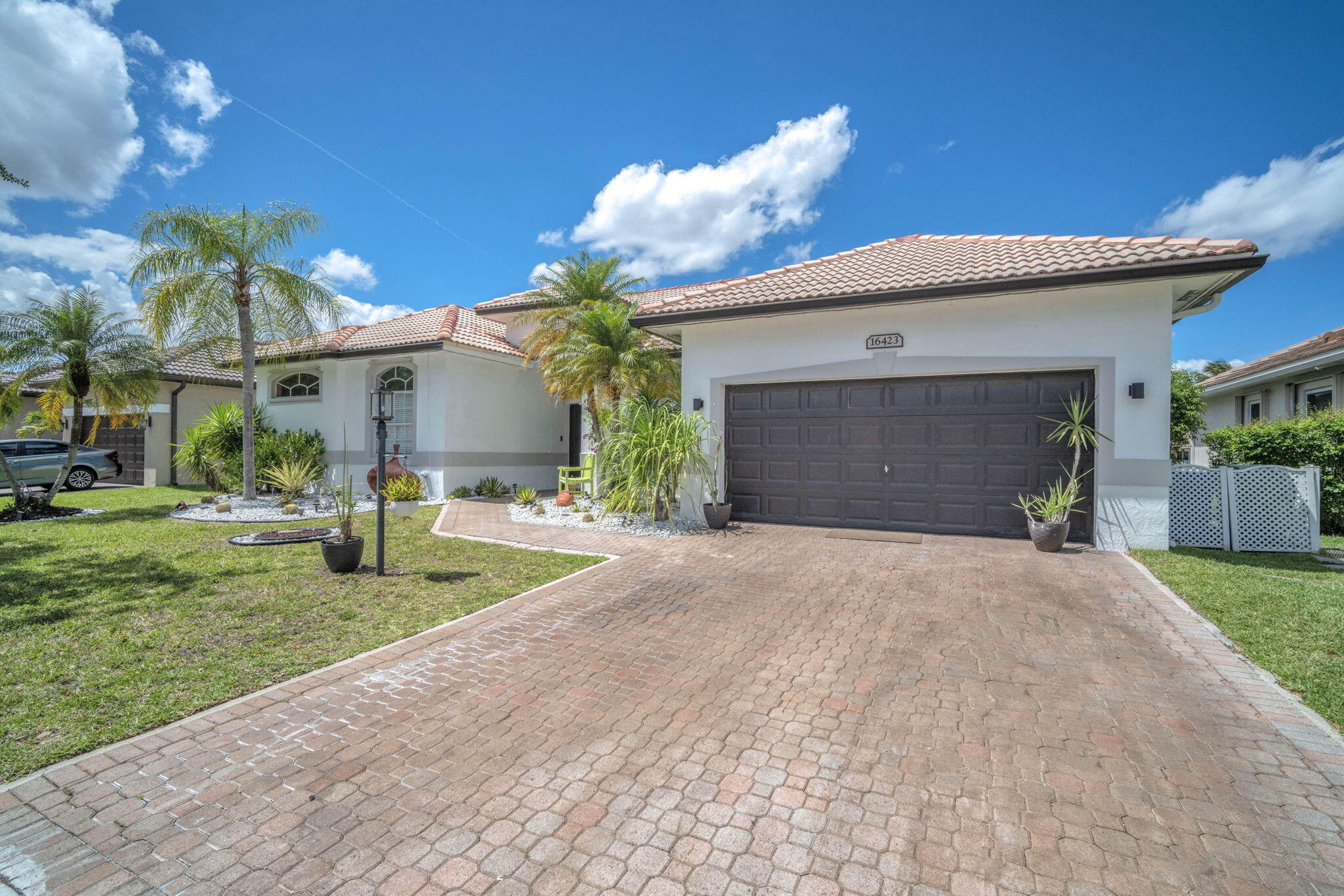 16423 Segovia Circle S Property Photo 6