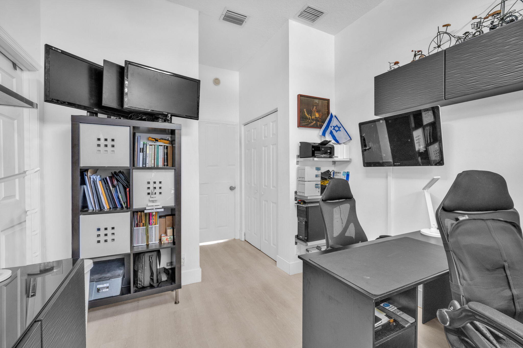16423 Segovia Circle S Property Photo 47