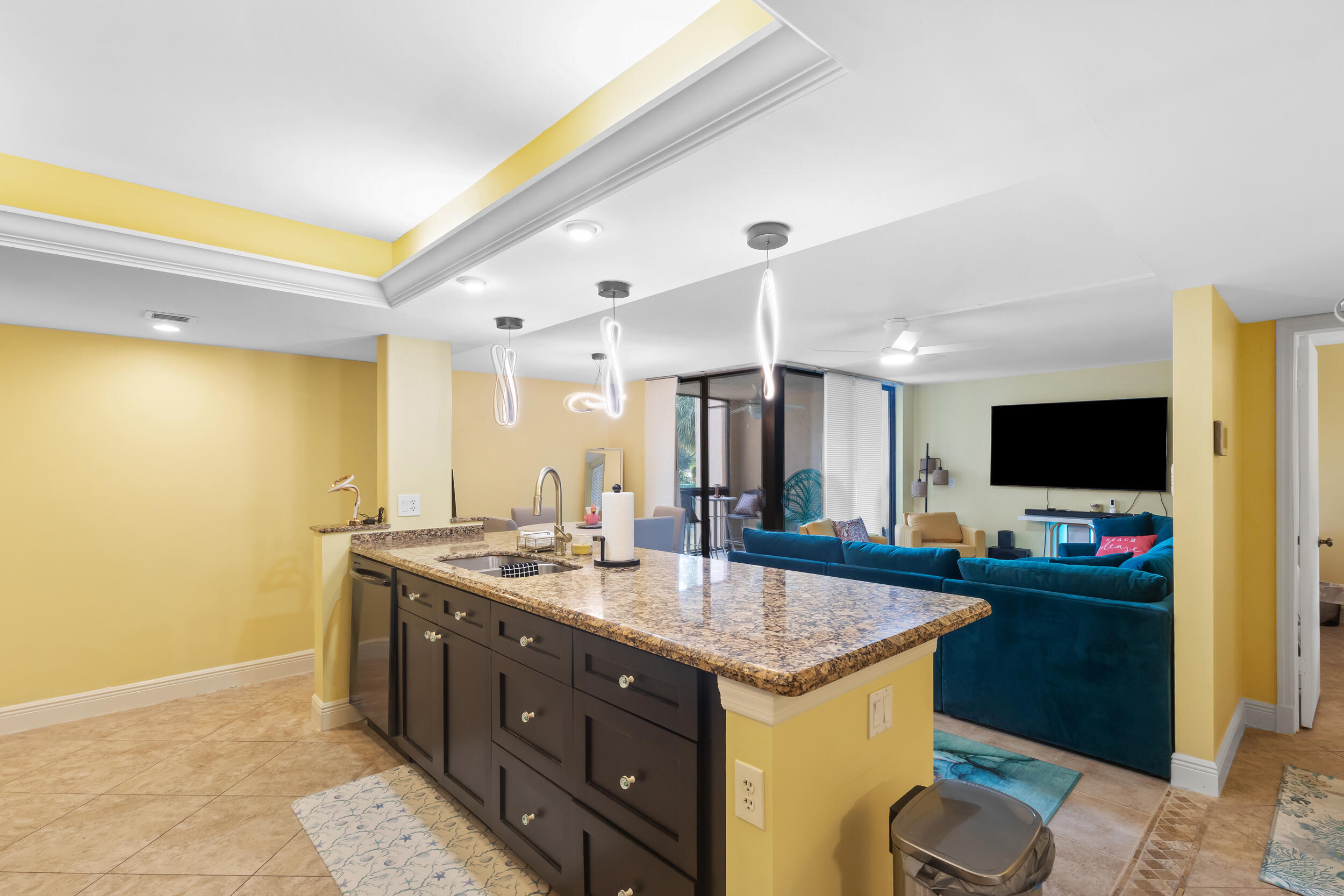 500 Egret Circle 8208 Property Photo 4