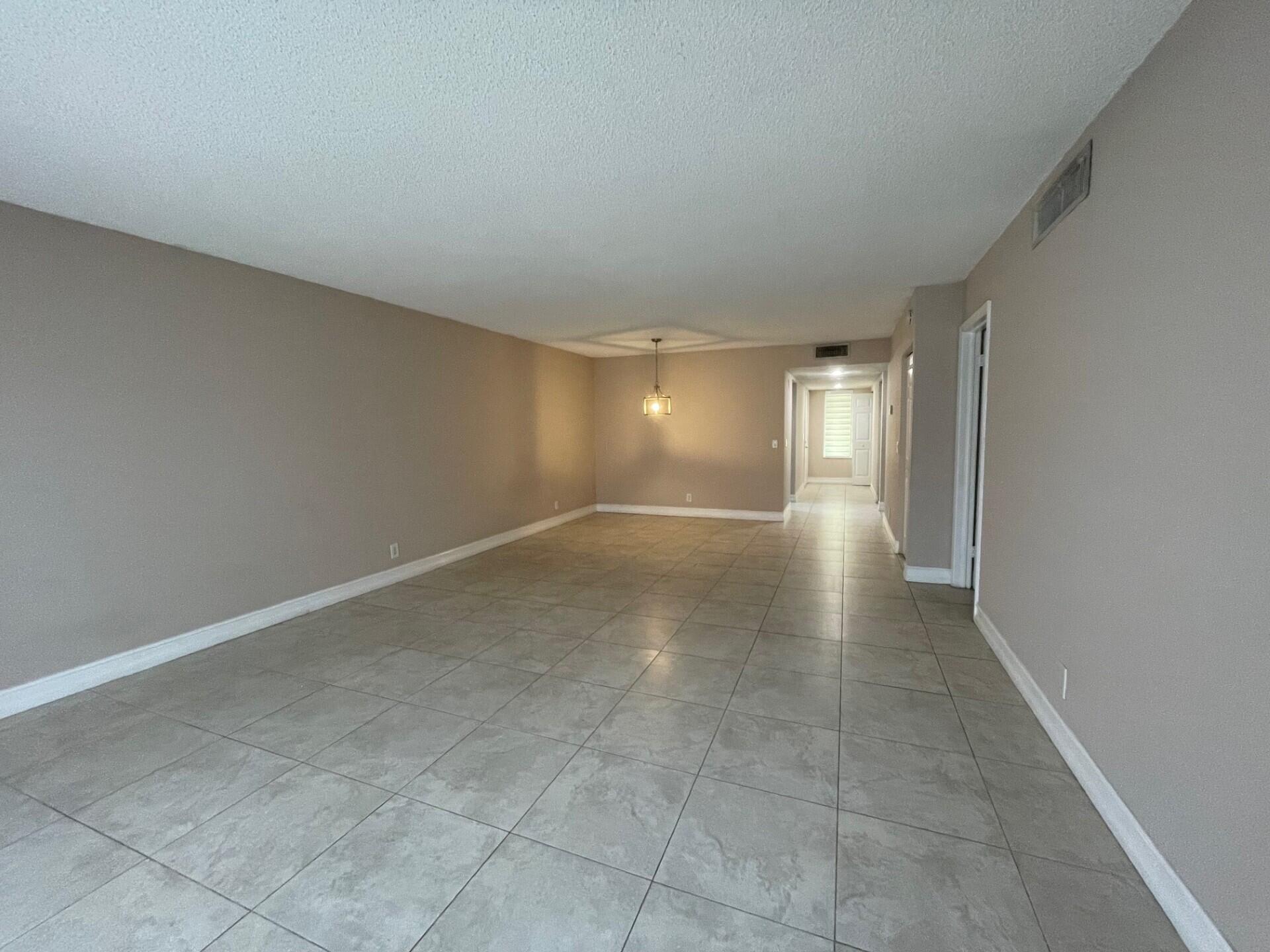 158 Lakeview Drive 202 Property Photo 6