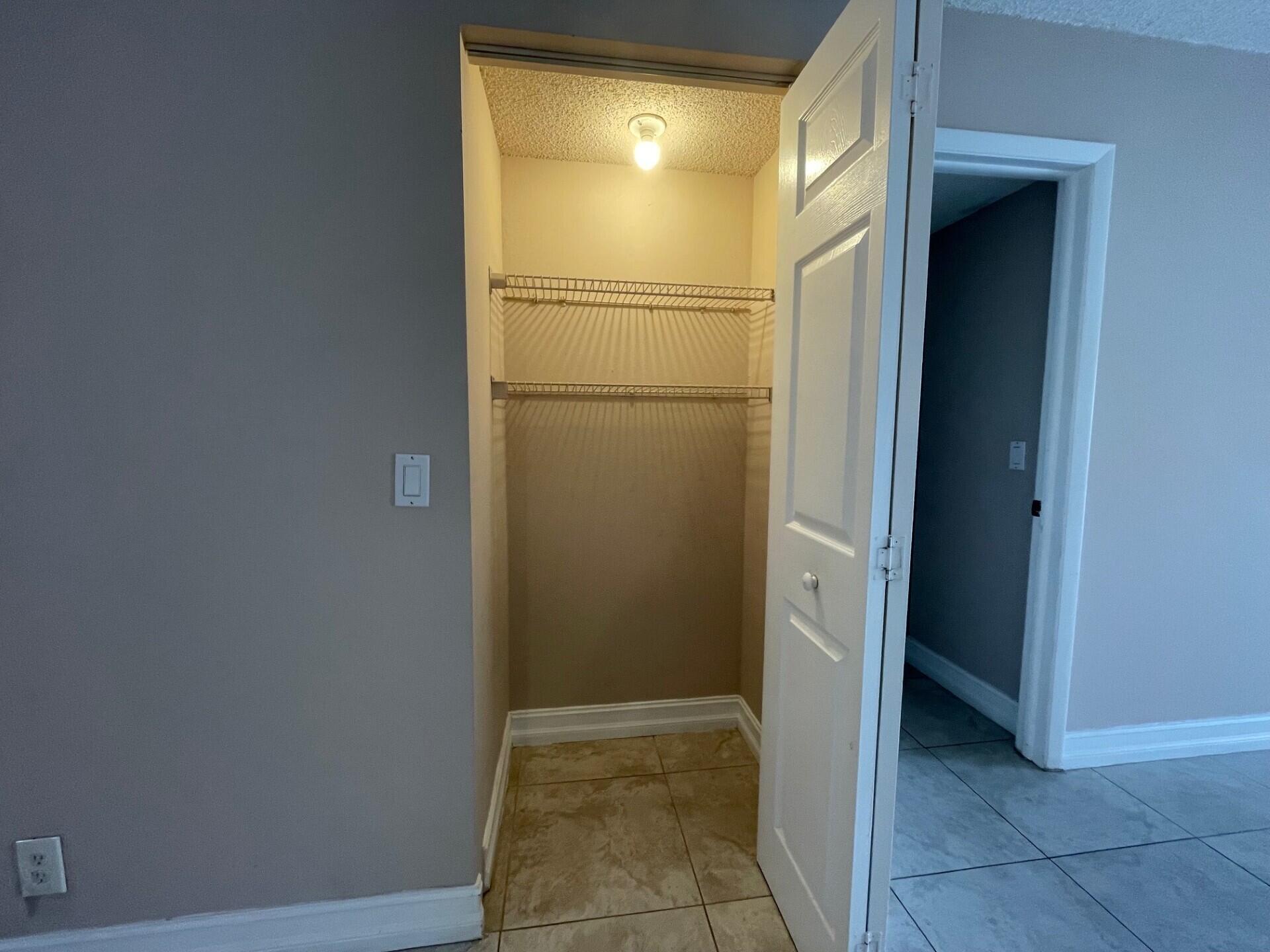 158 Lakeview Drive 202 Property Photo 18