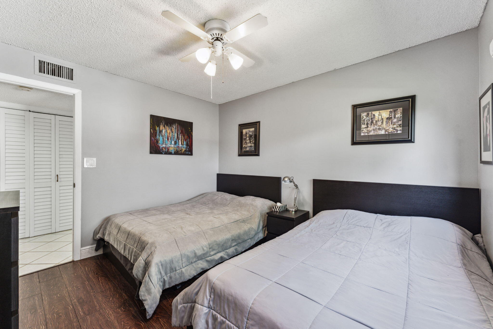 15301 Pembridge Avenue 43 Property Photo 16