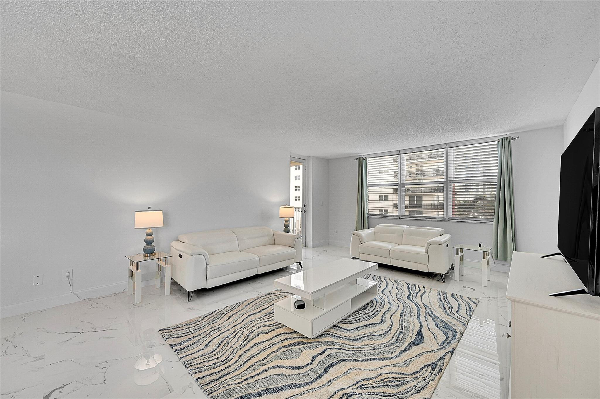 1401 S Ocean Drive 304 Property Photo 6