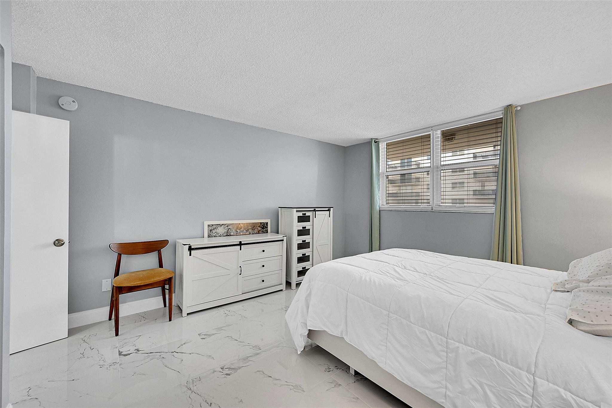 1401 S Ocean Drive 304 Property Photo 22