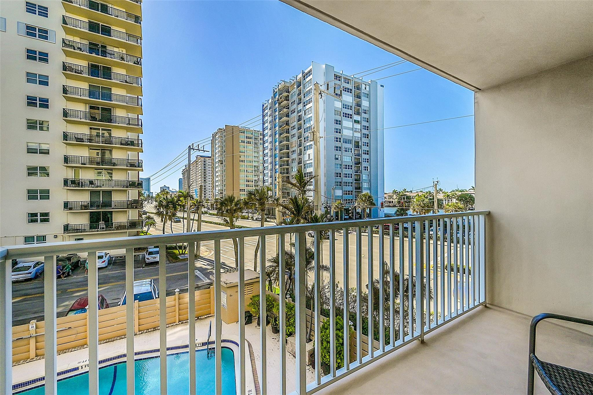 1401 S Ocean Drive 304 Property Photo 26