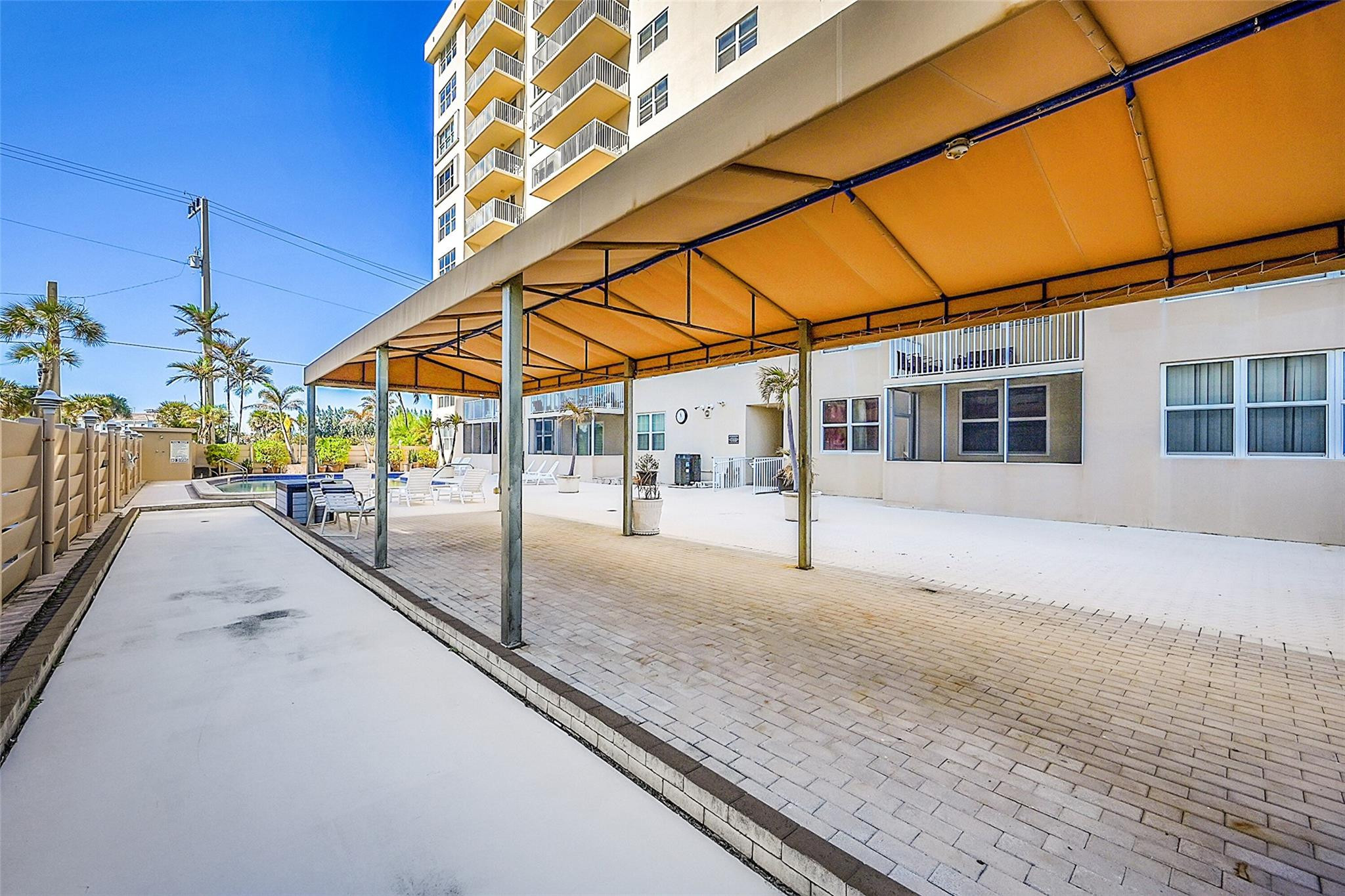 1401 S Ocean Drive 304 Property Photo 42