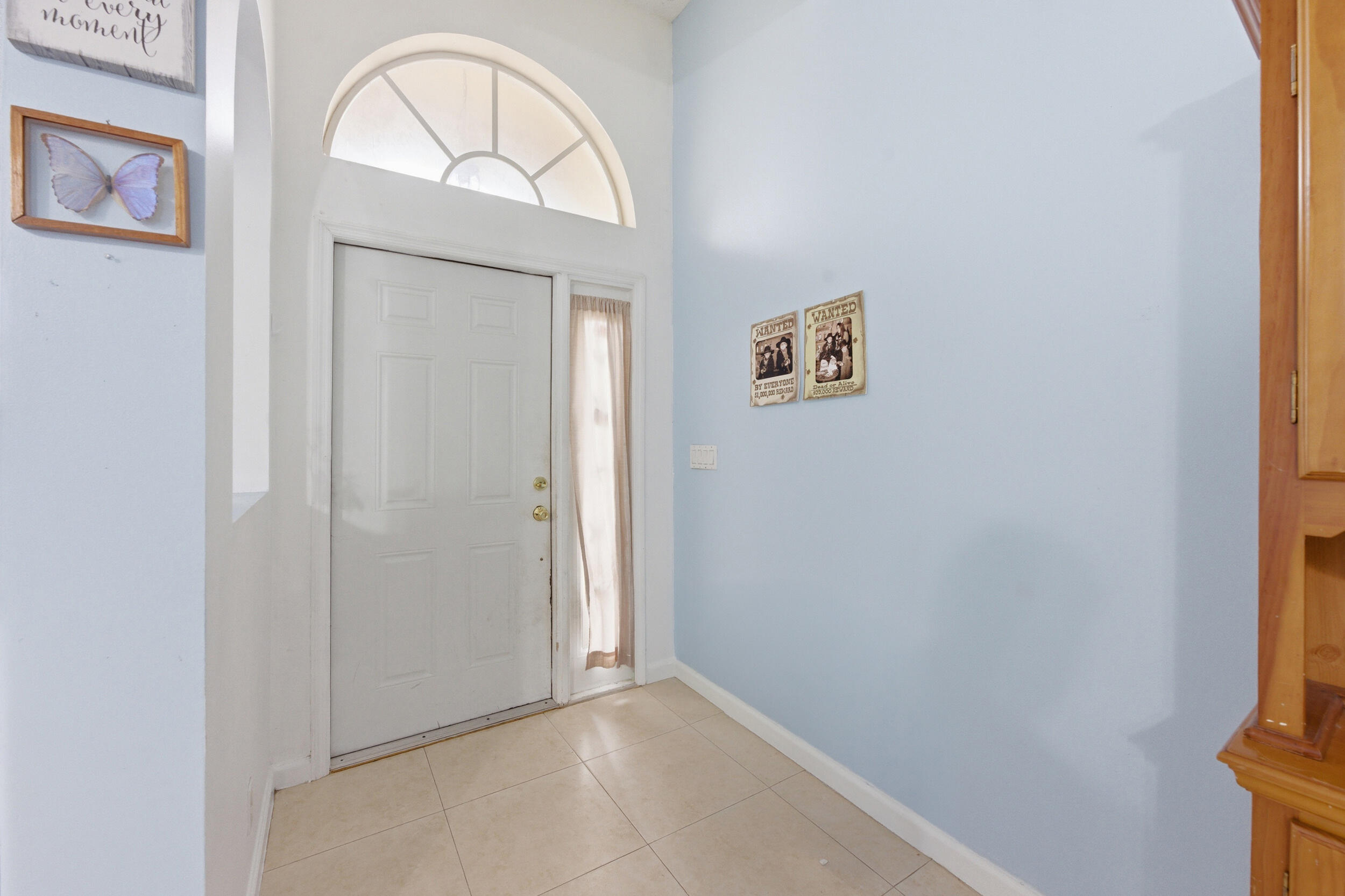 1724 Sawgrass Circle Property Photo 5