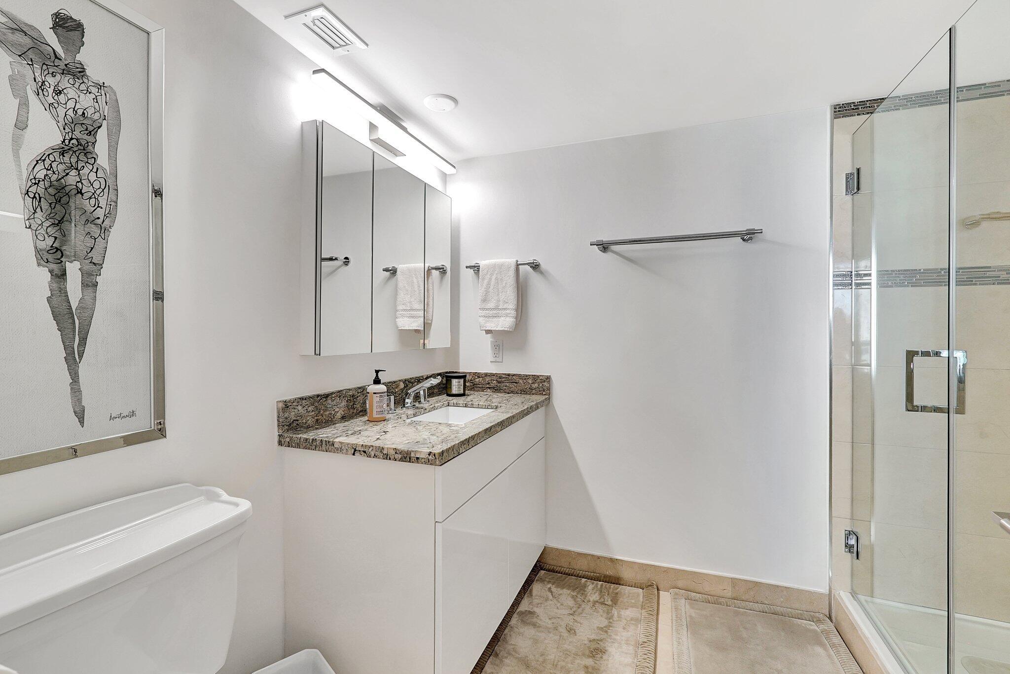 16400 Collins Avenue 641 Property Photo 45
