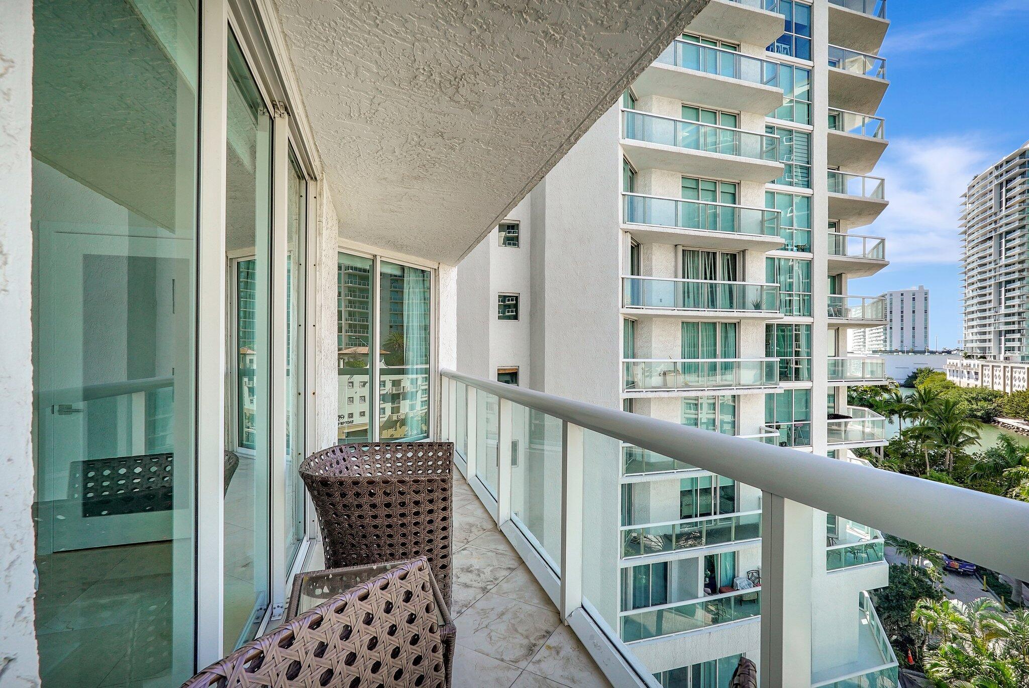 16400 Collins Avenue 641 Property Photo 49