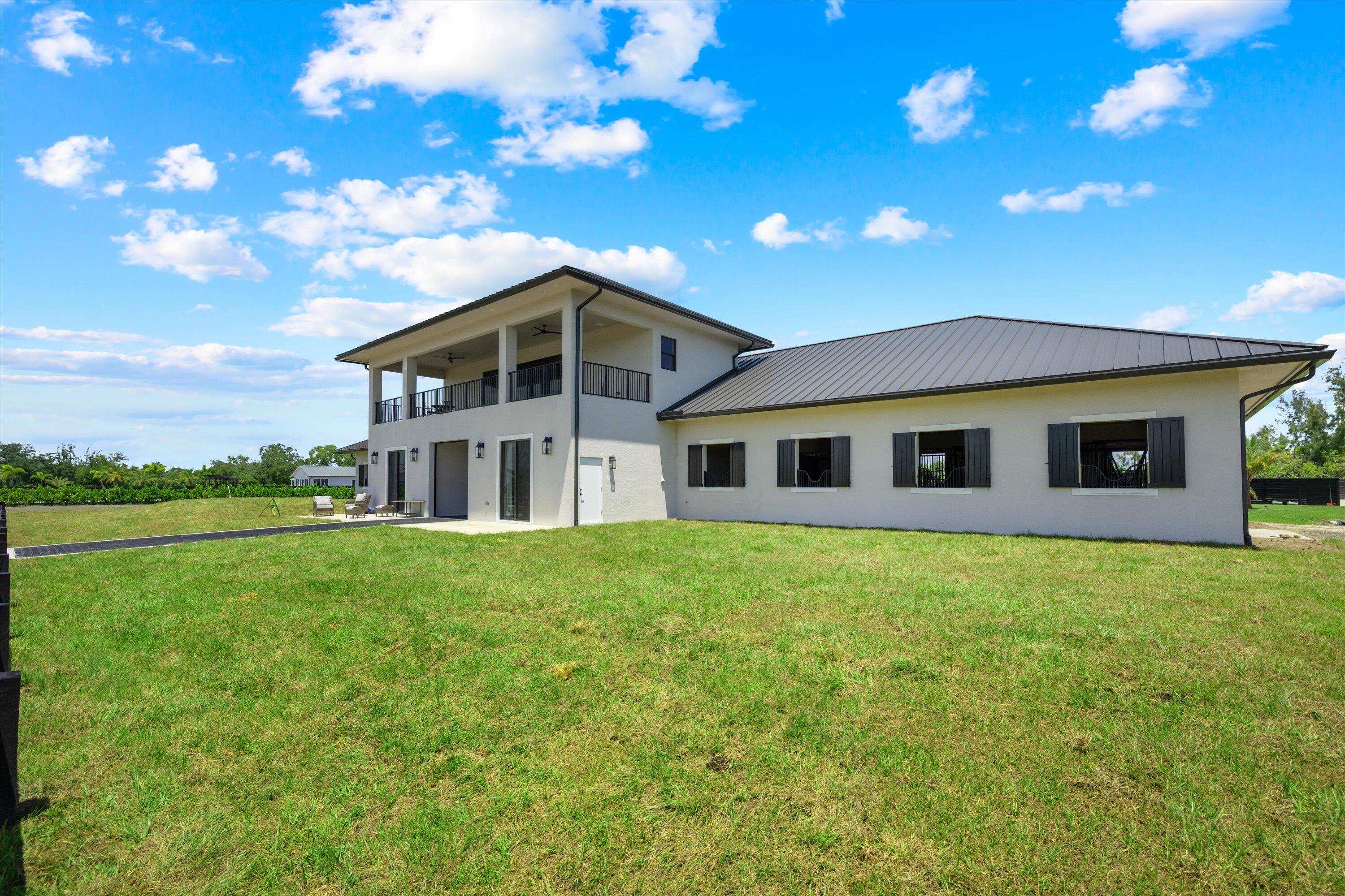16175 Deer Path Lane Property Photo 4