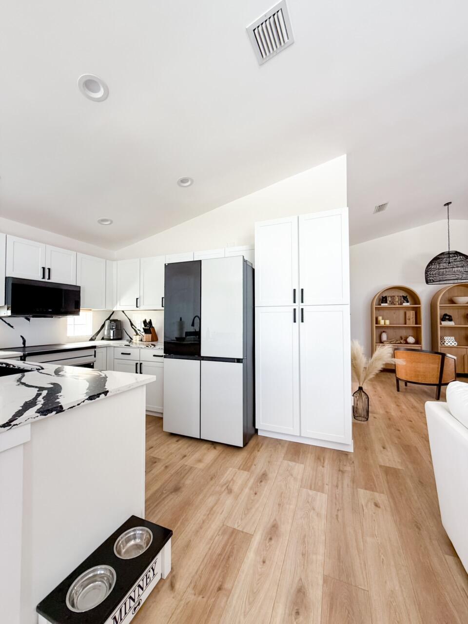7895 Manor Forest Boulevard Property Photo 11