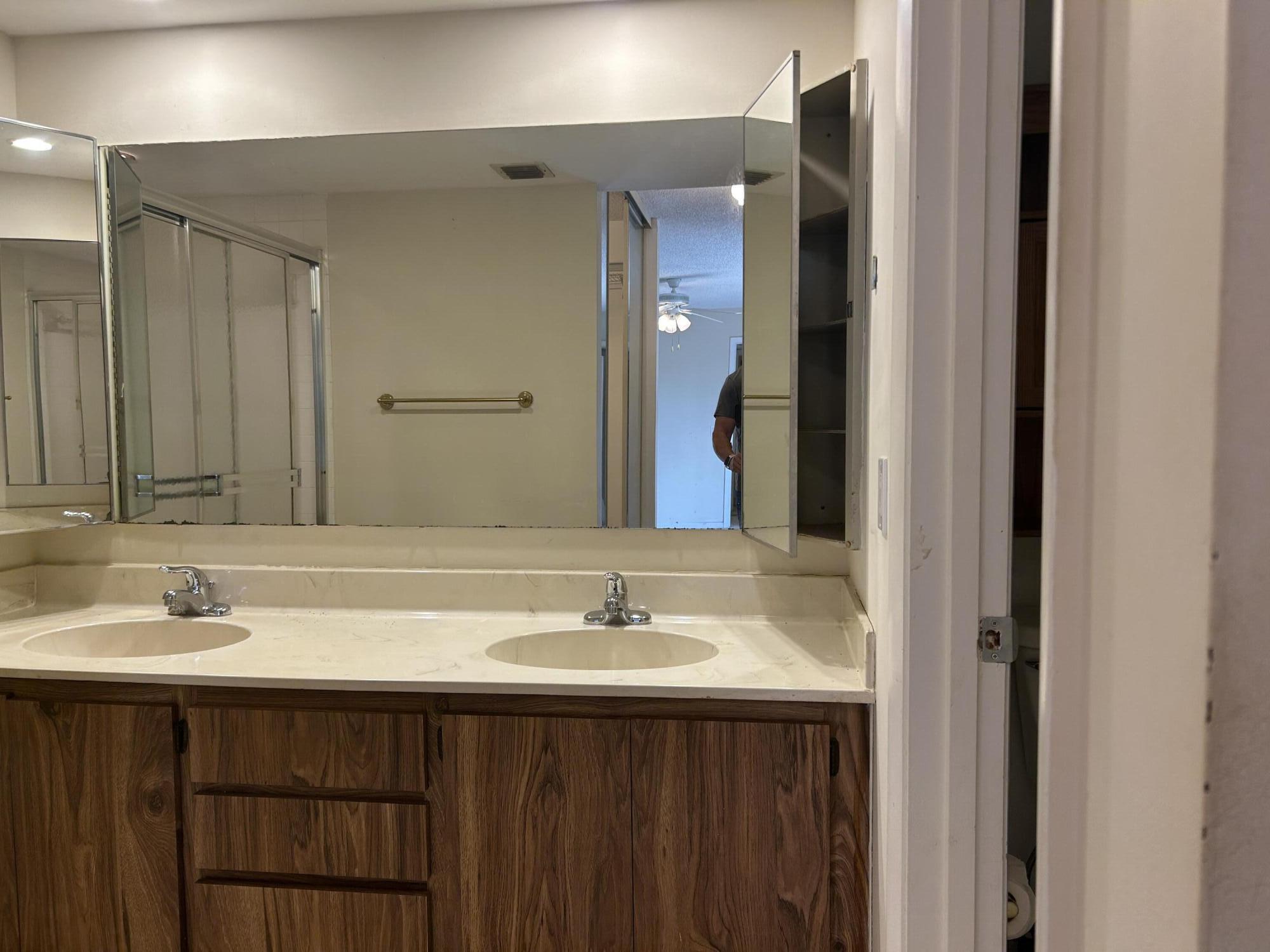 1014 10th Lane Property Photo 17