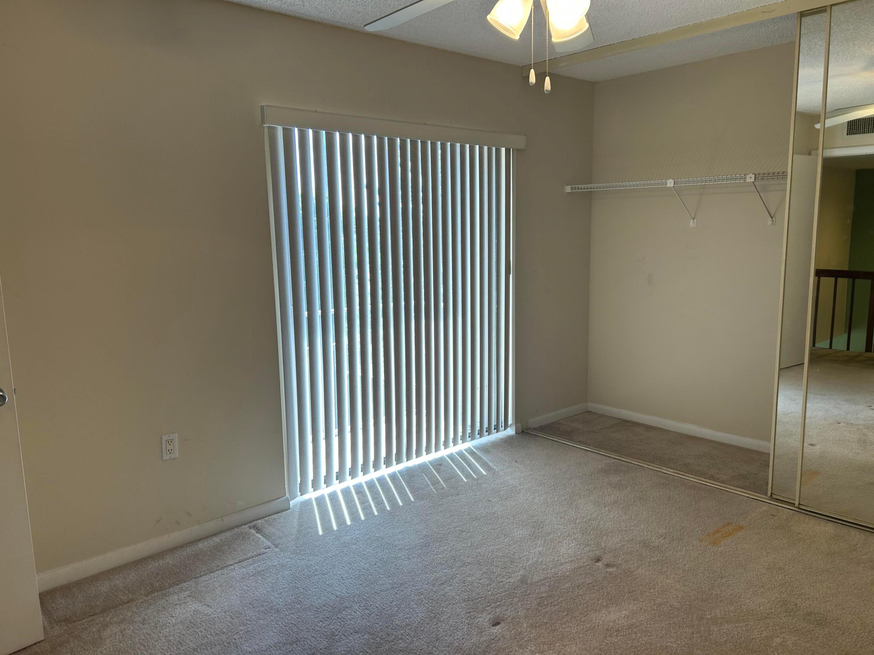 1014 10th Lane Property Photo 21