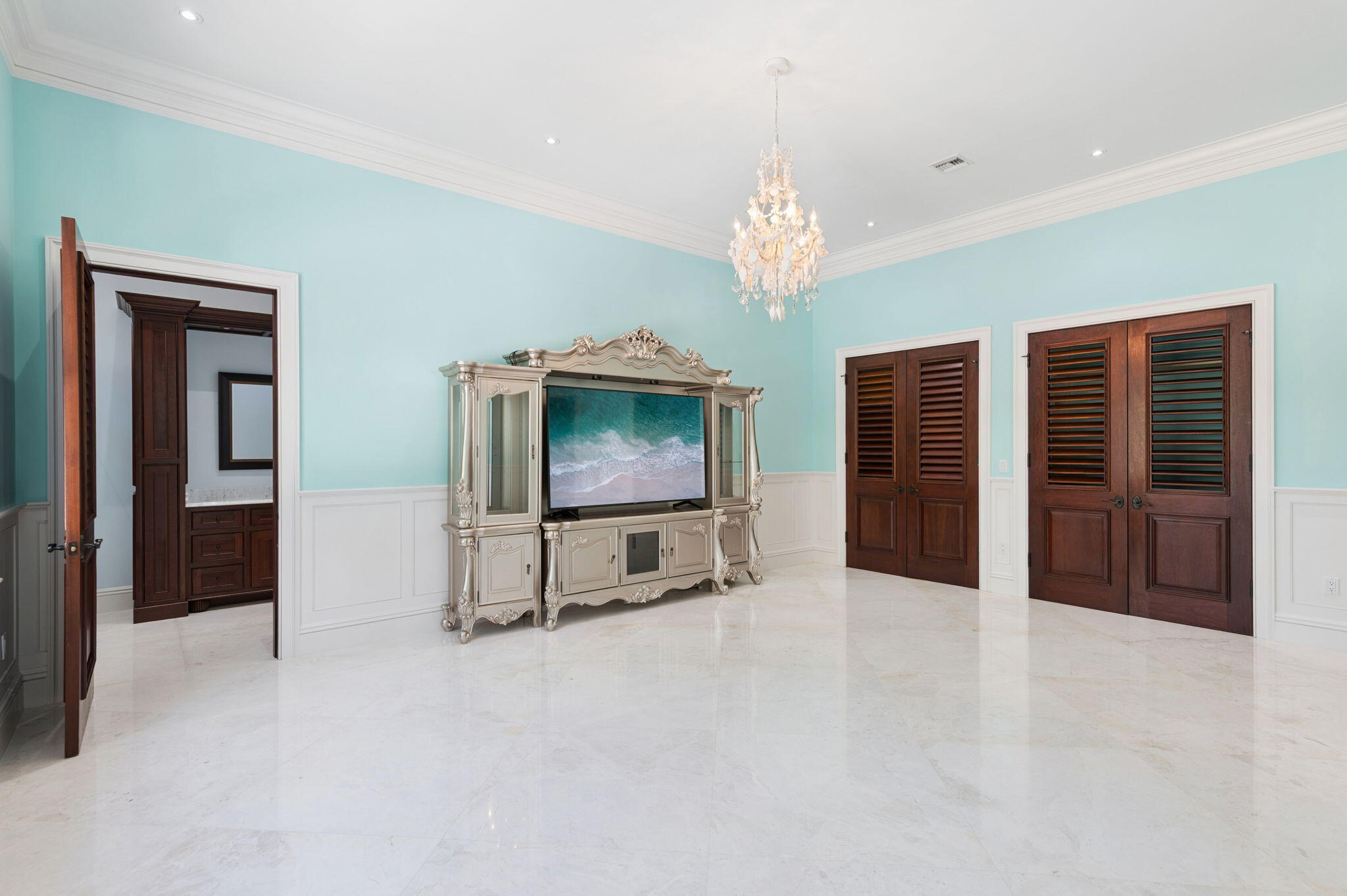 716 Reef Road Property Photo 25