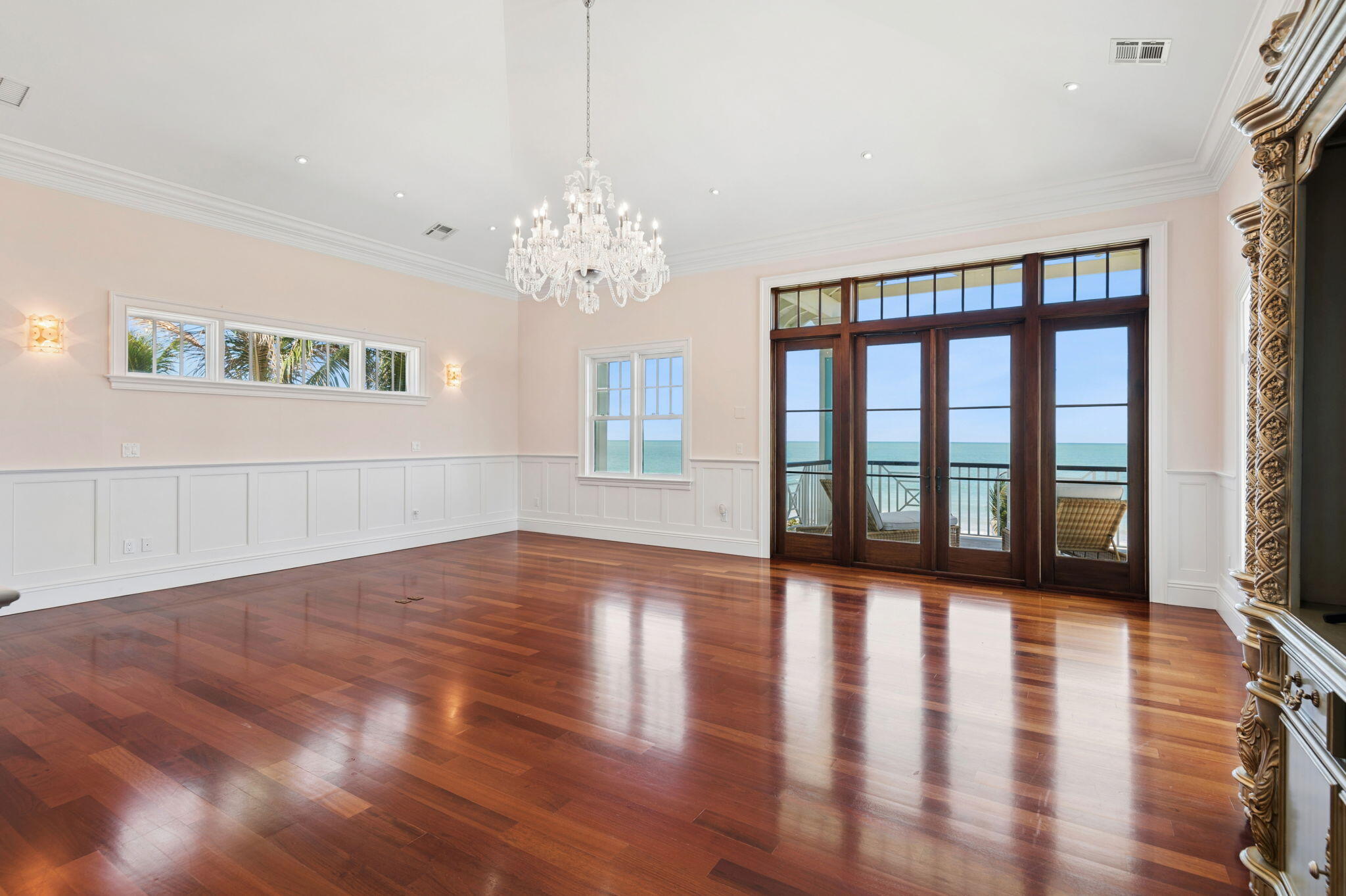 716 Reef Road Property Photo 37