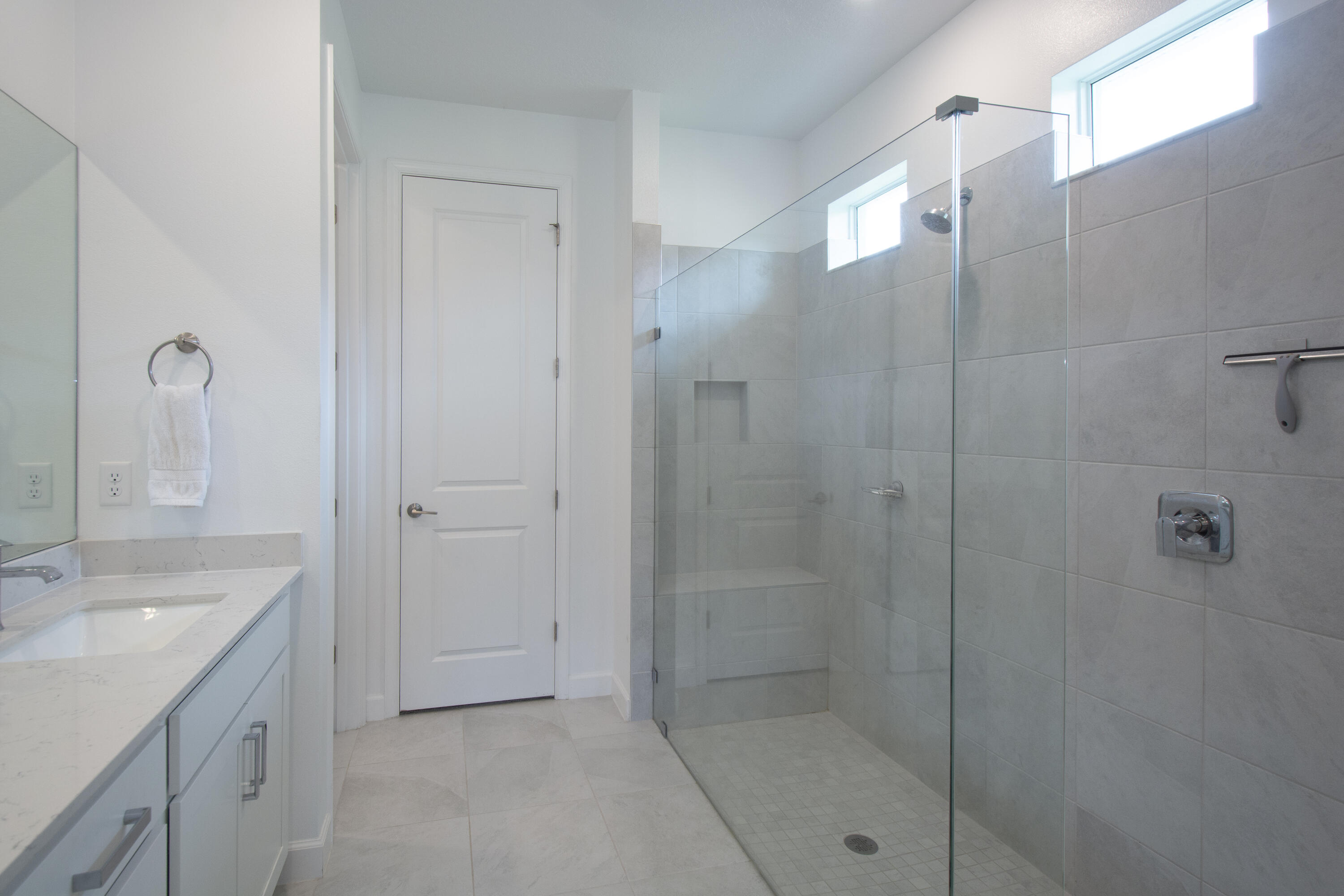 560 Veridian Circle Nw Property Photo 32