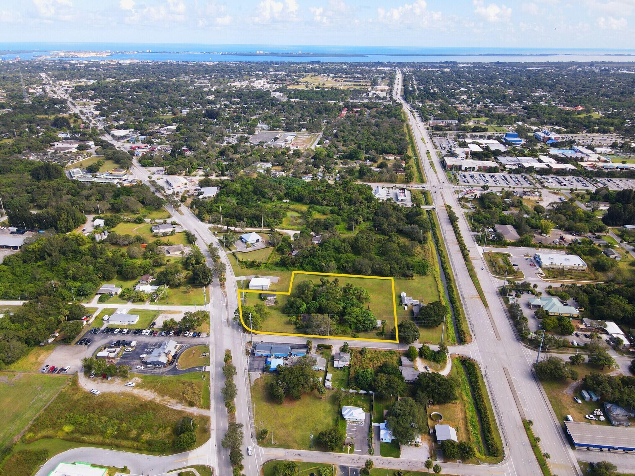 3805 Okeechobee Road Property Photo 7