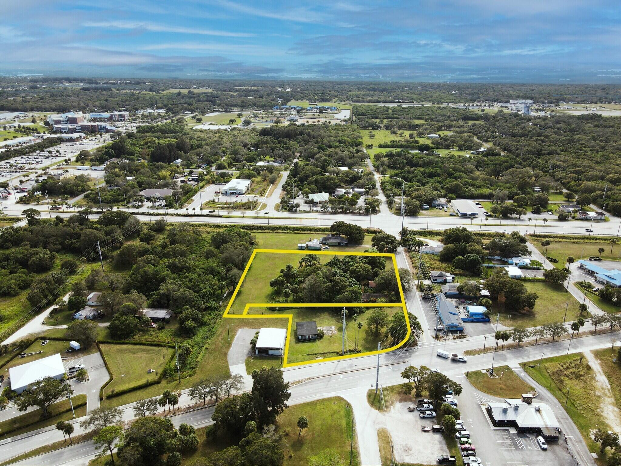 3805 Okeechobee Road Property Photo 8
