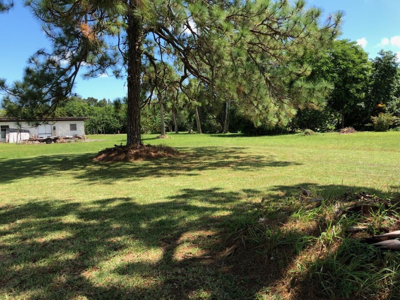 3805 Okeechobee Road Property Photo 12